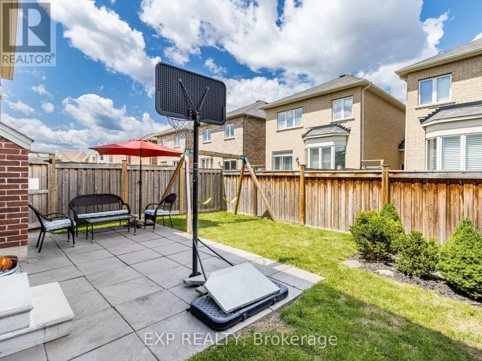 353 HINCKS DRIVE
