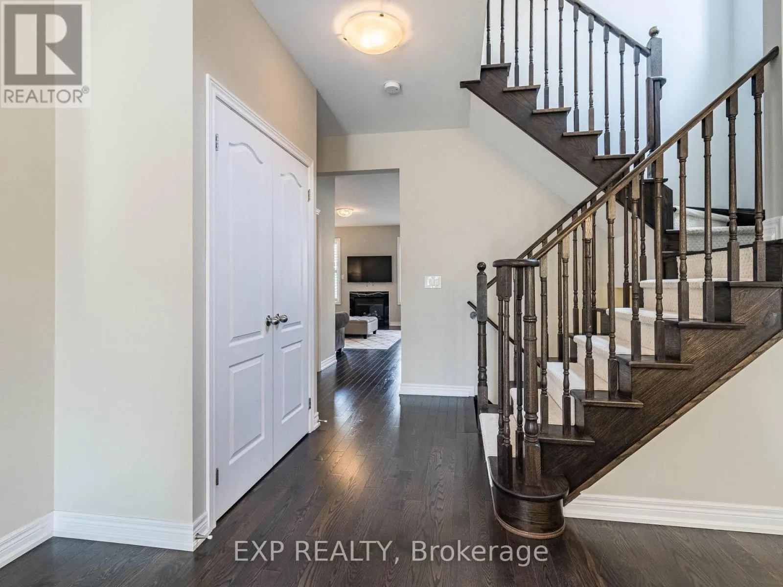 353 HINCKS DRIVE