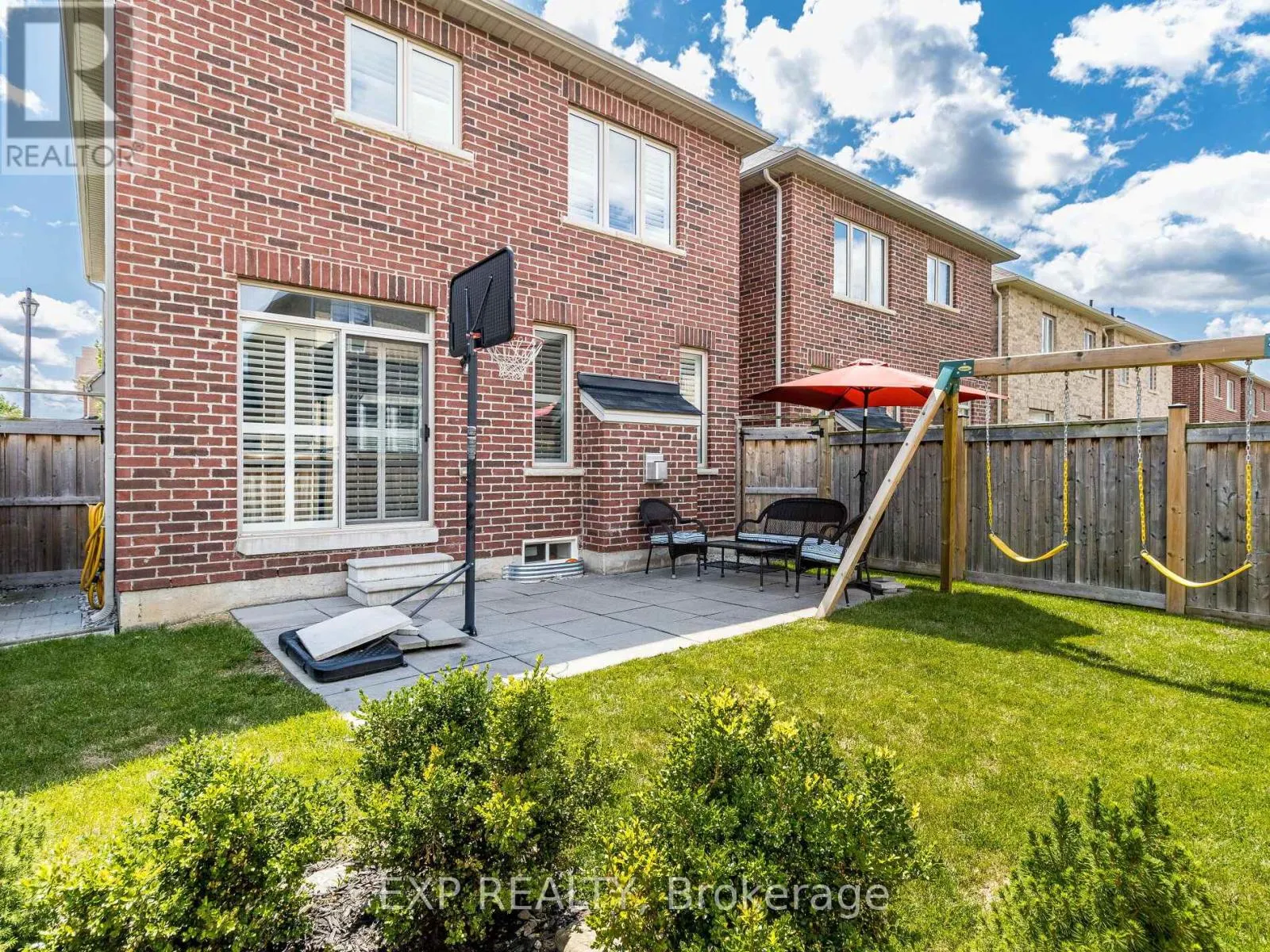 353 HINCKS DRIVE