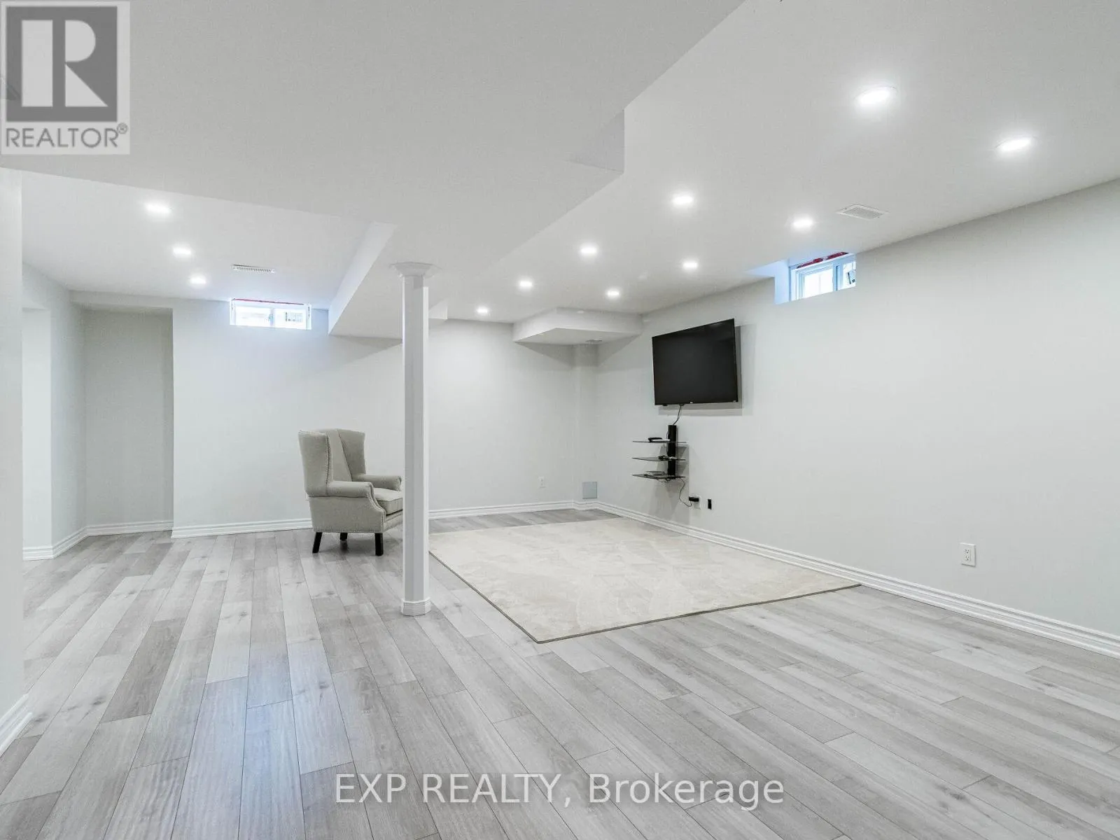 353 HINCKS DRIVE