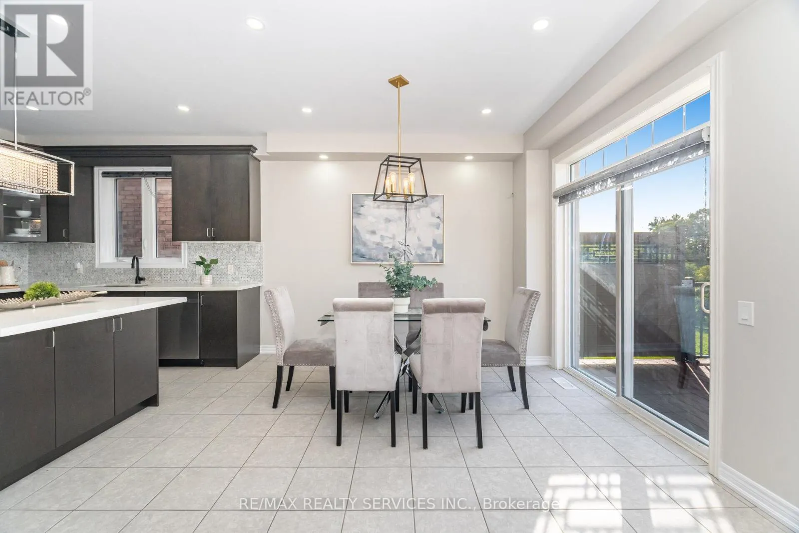 42 DEER RIDGE TRAIL