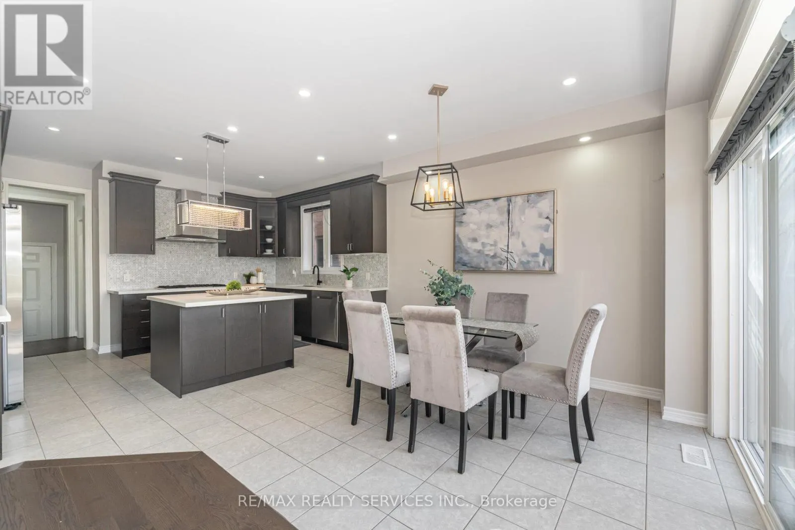 42 DEER RIDGE TRAIL
