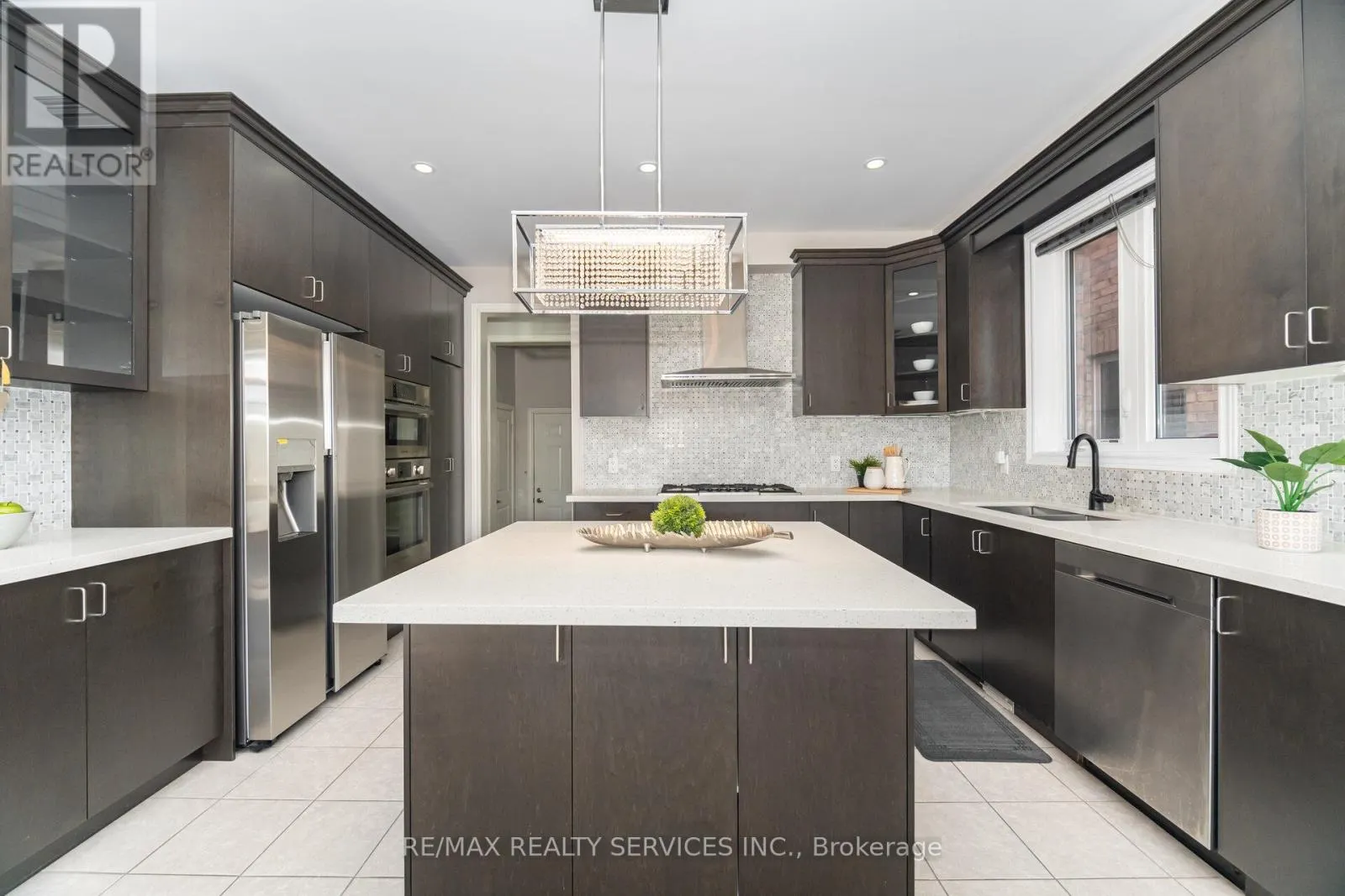 42 DEER RIDGE TRAIL