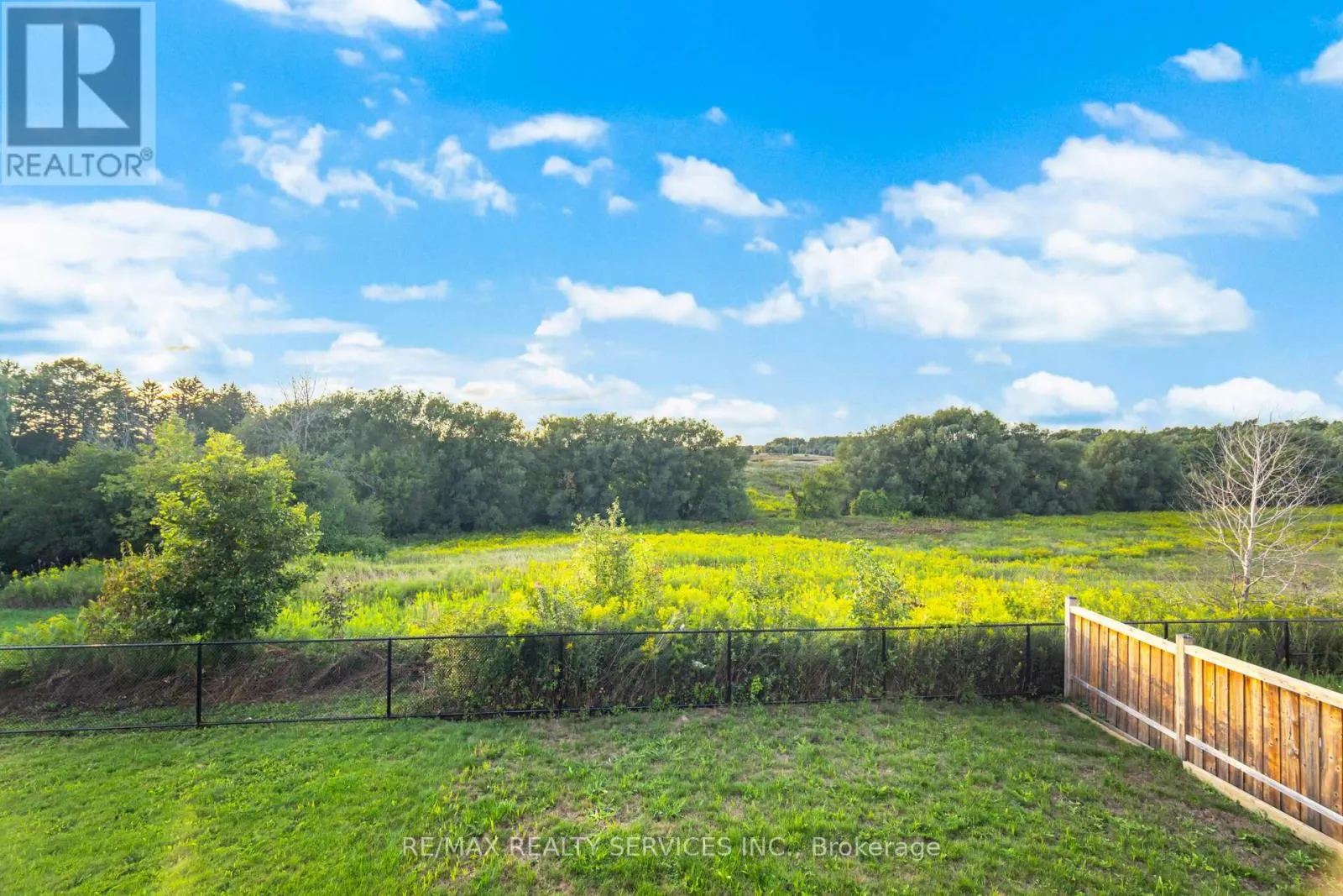42 DEER RIDGE TRAIL