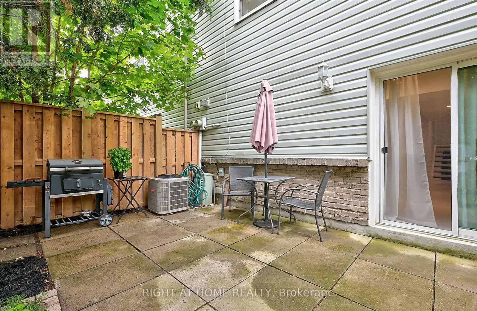 10 - 5878 MONTEVIDEO ROAD