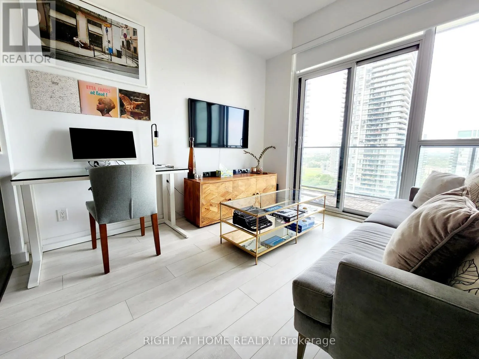 2906 - 2200 LAKESHORE BOULEVARD W