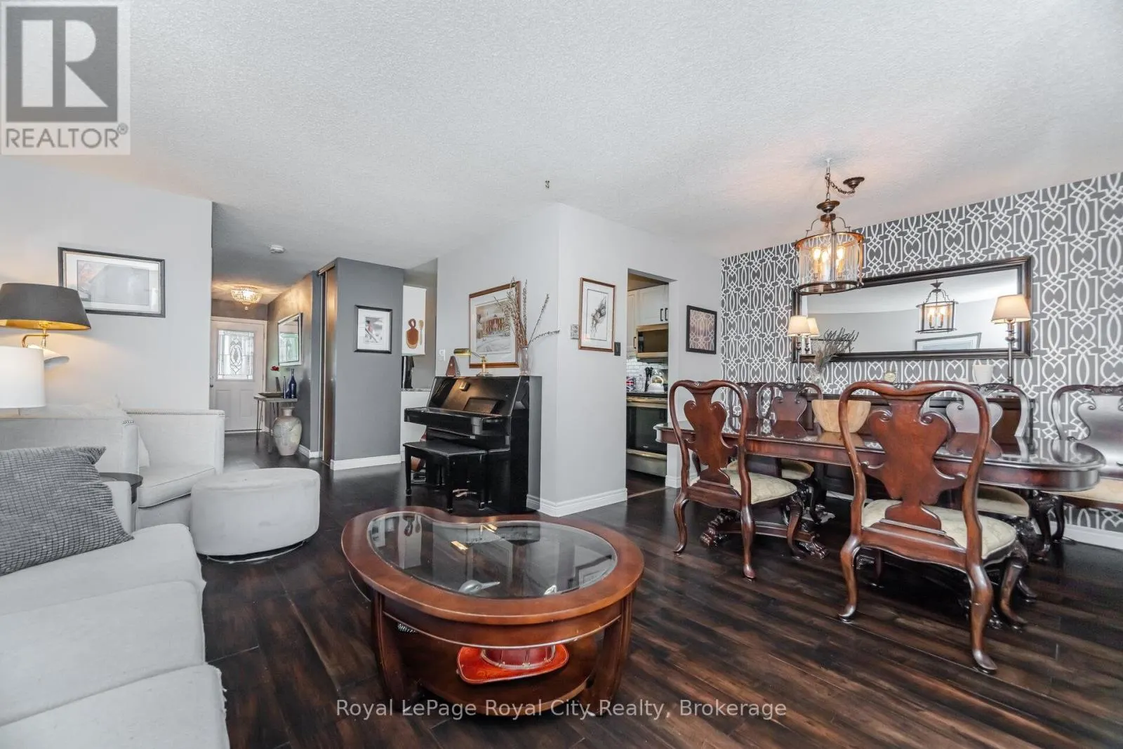 1425 ESTER DRIVE