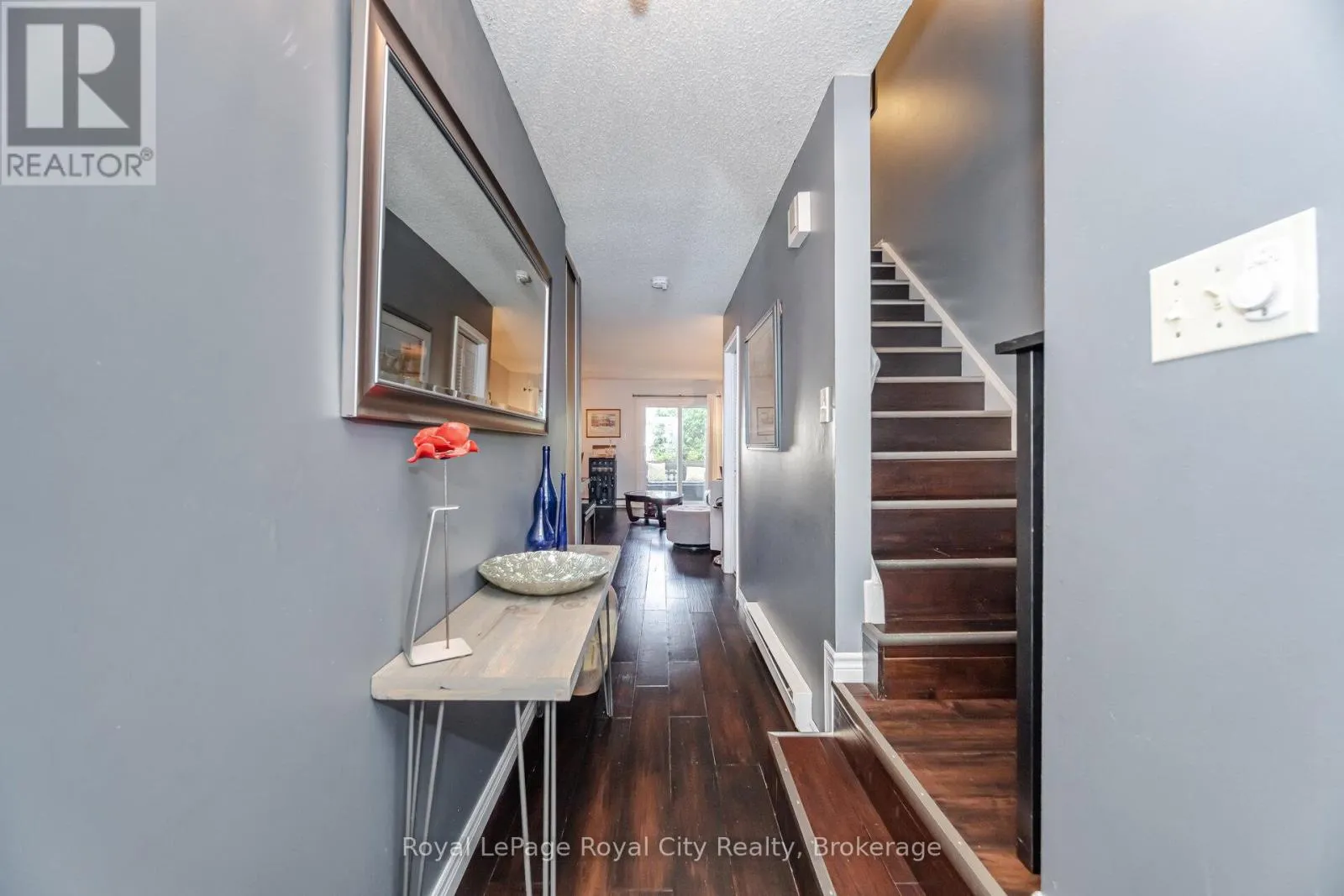 1425 ESTER DRIVE