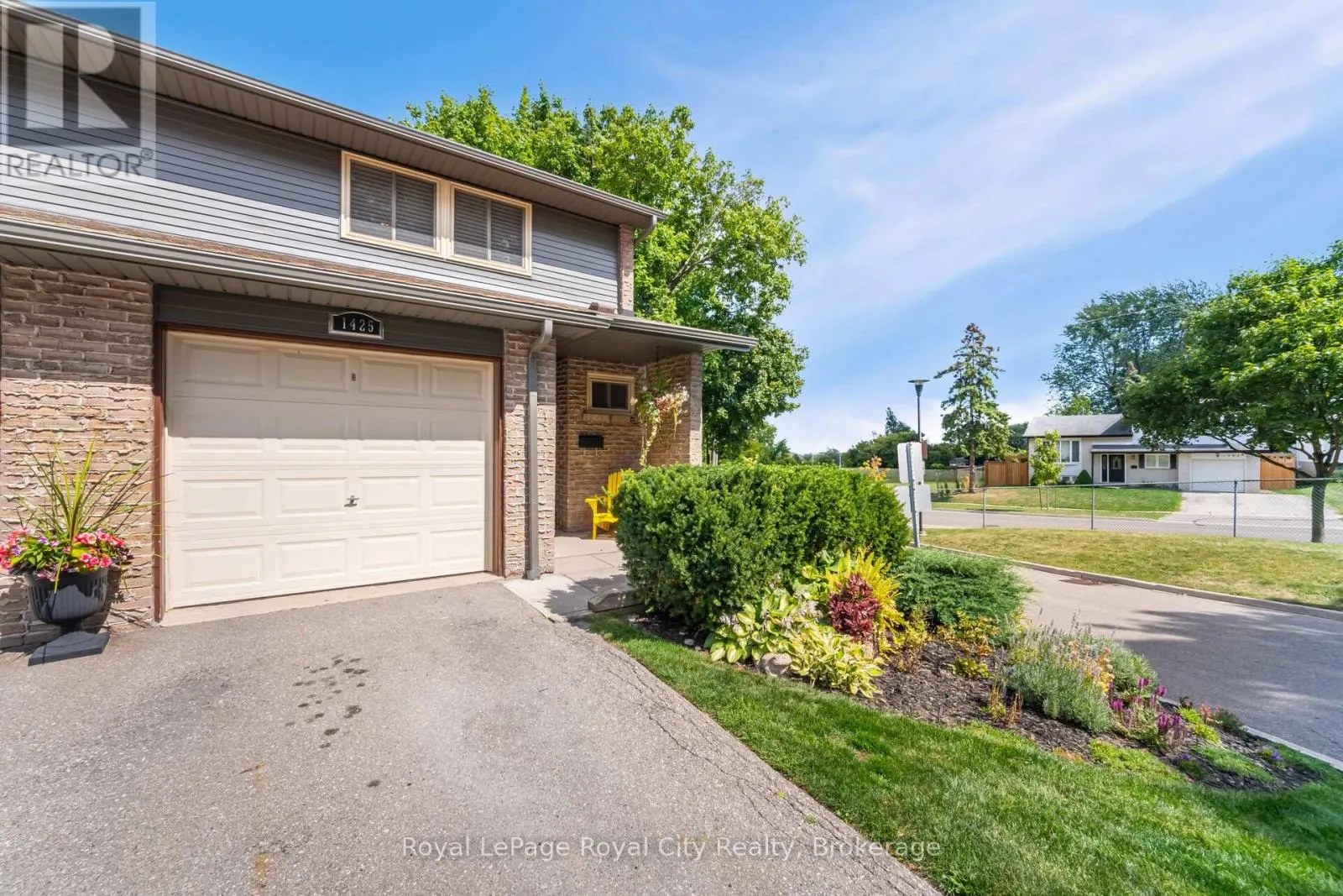 1425 ESTER DRIVE