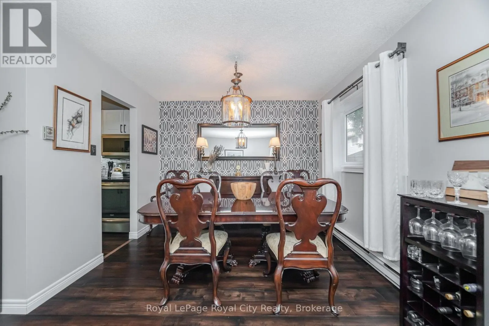 1425 ESTER DRIVE