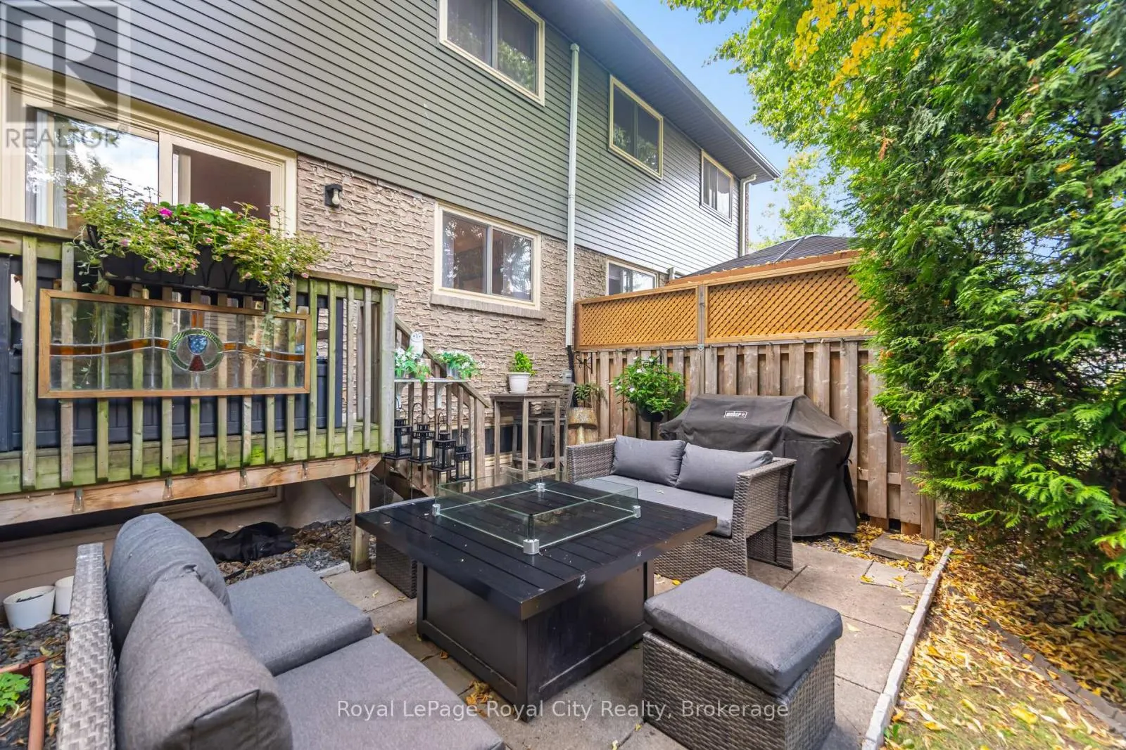1425 ESTER DRIVE