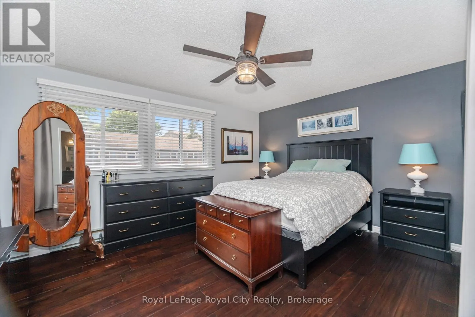 1425 ESTER DRIVE