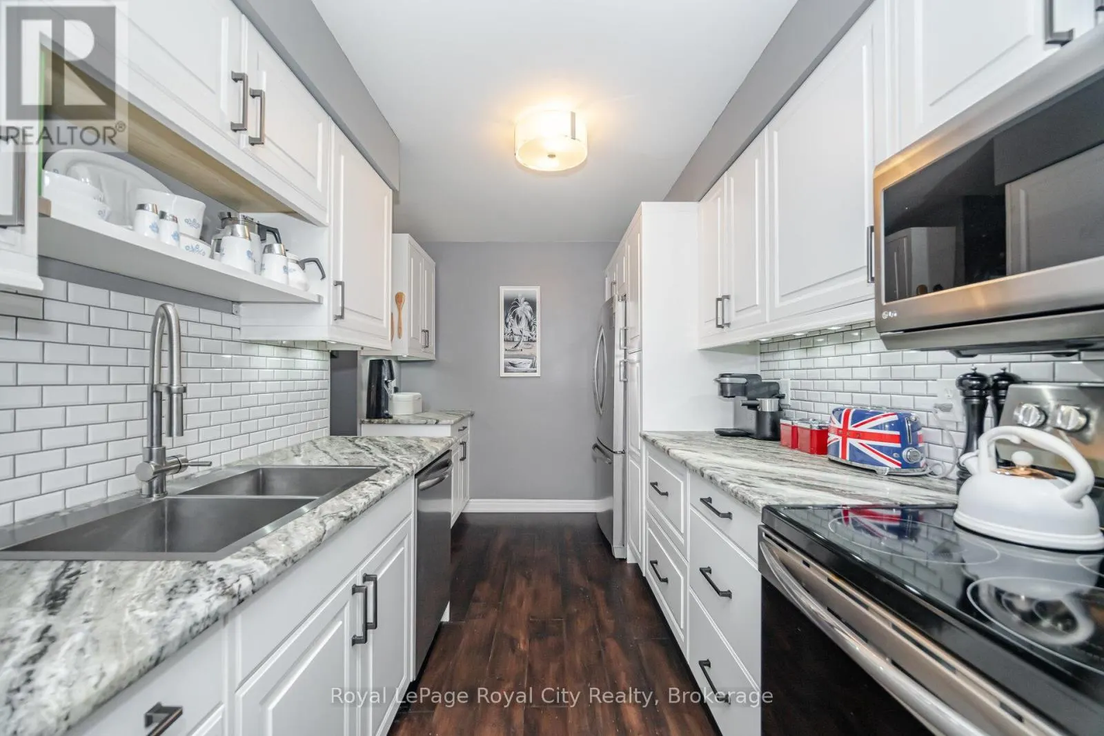1425 ESTER DRIVE