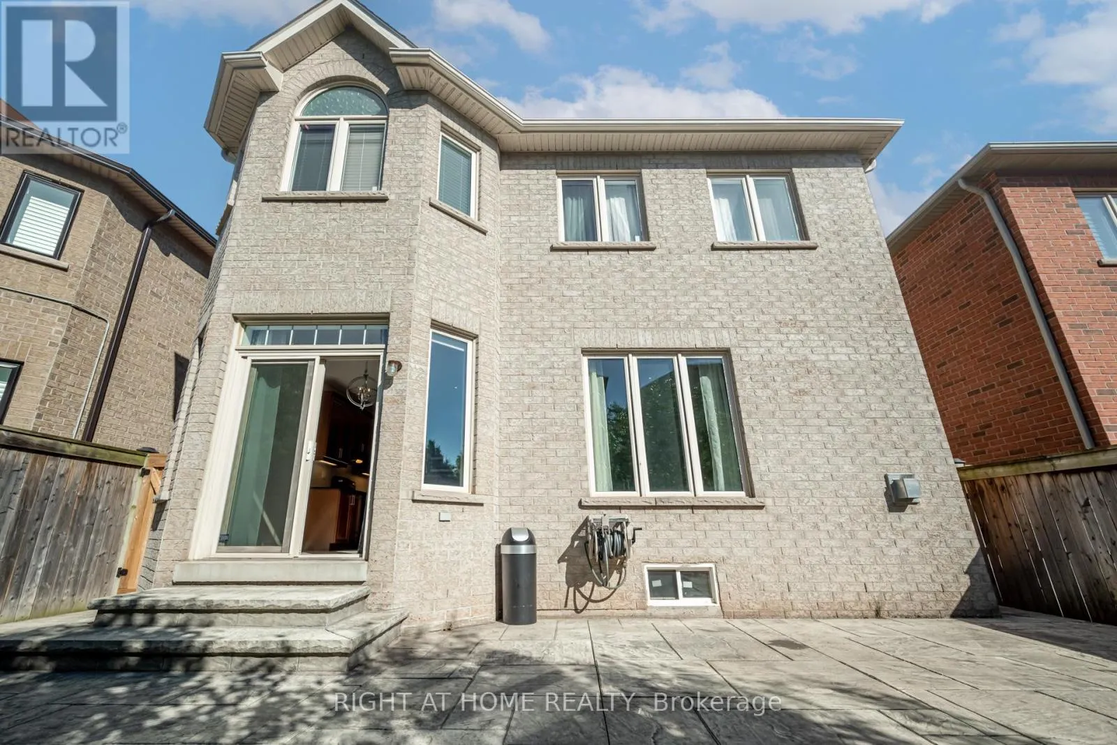 3407 WHILABOUT TERRACE