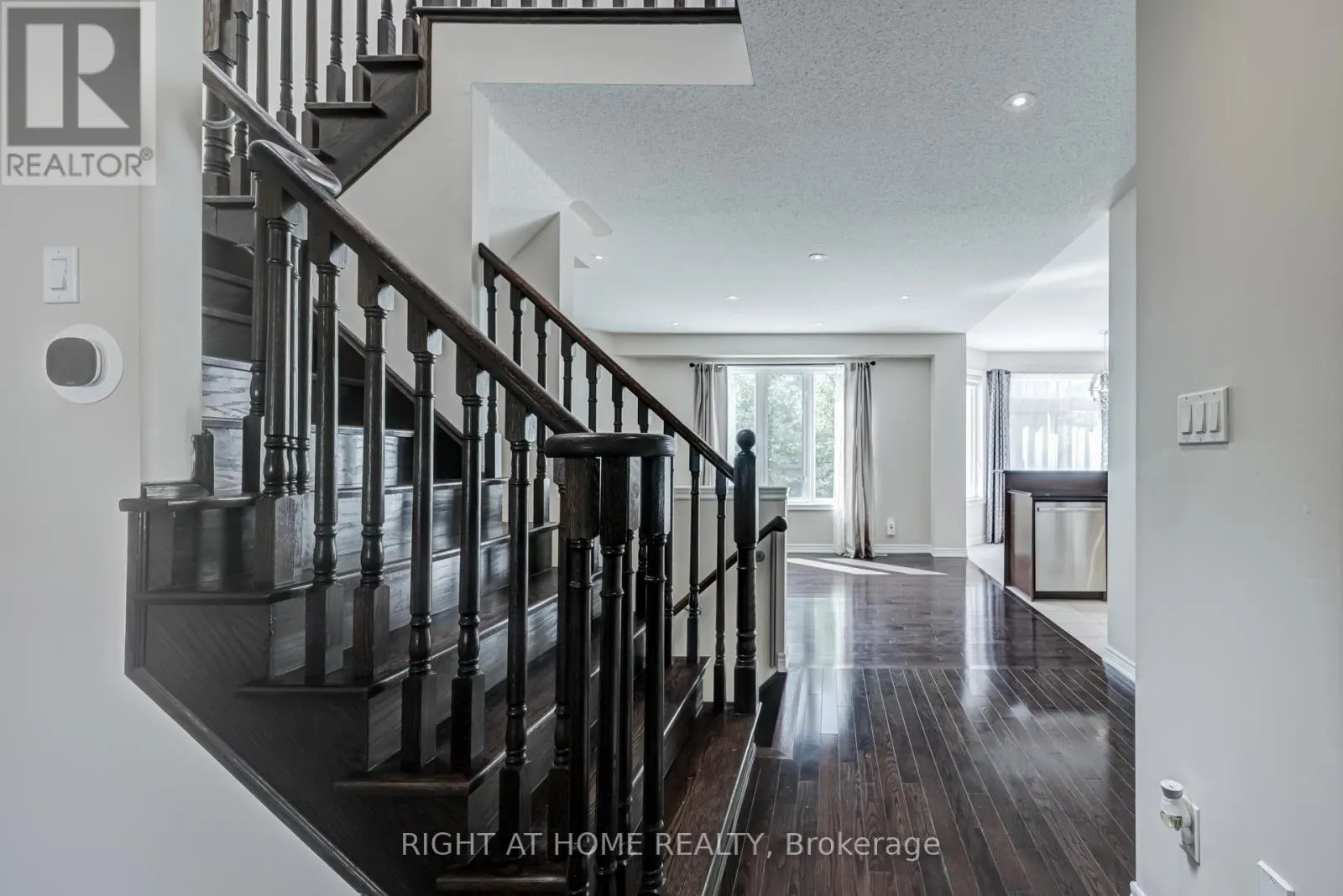 3407 WHILABOUT TERRACE