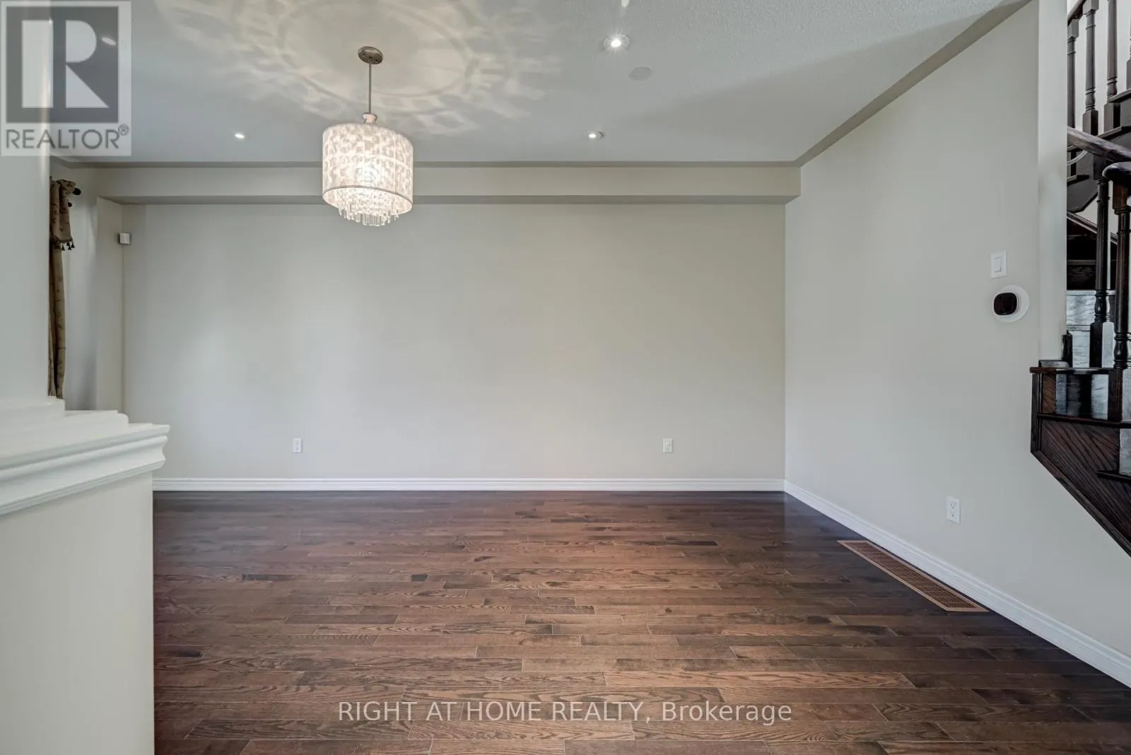 3407 WHILABOUT TERRACE