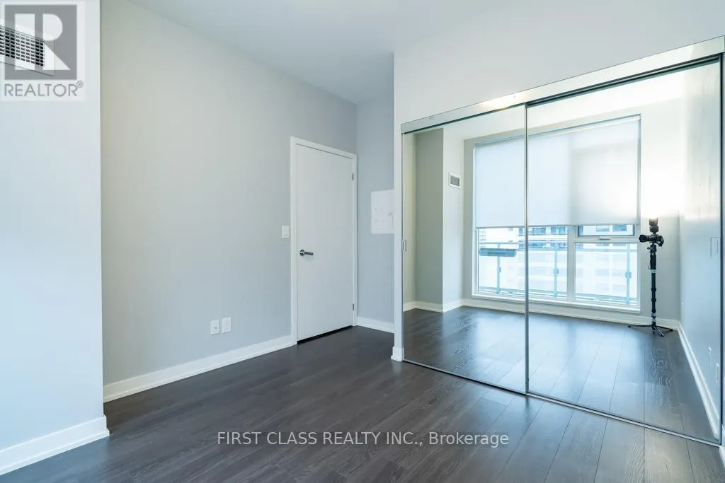 1020 - 1830 BLOOR STREET W