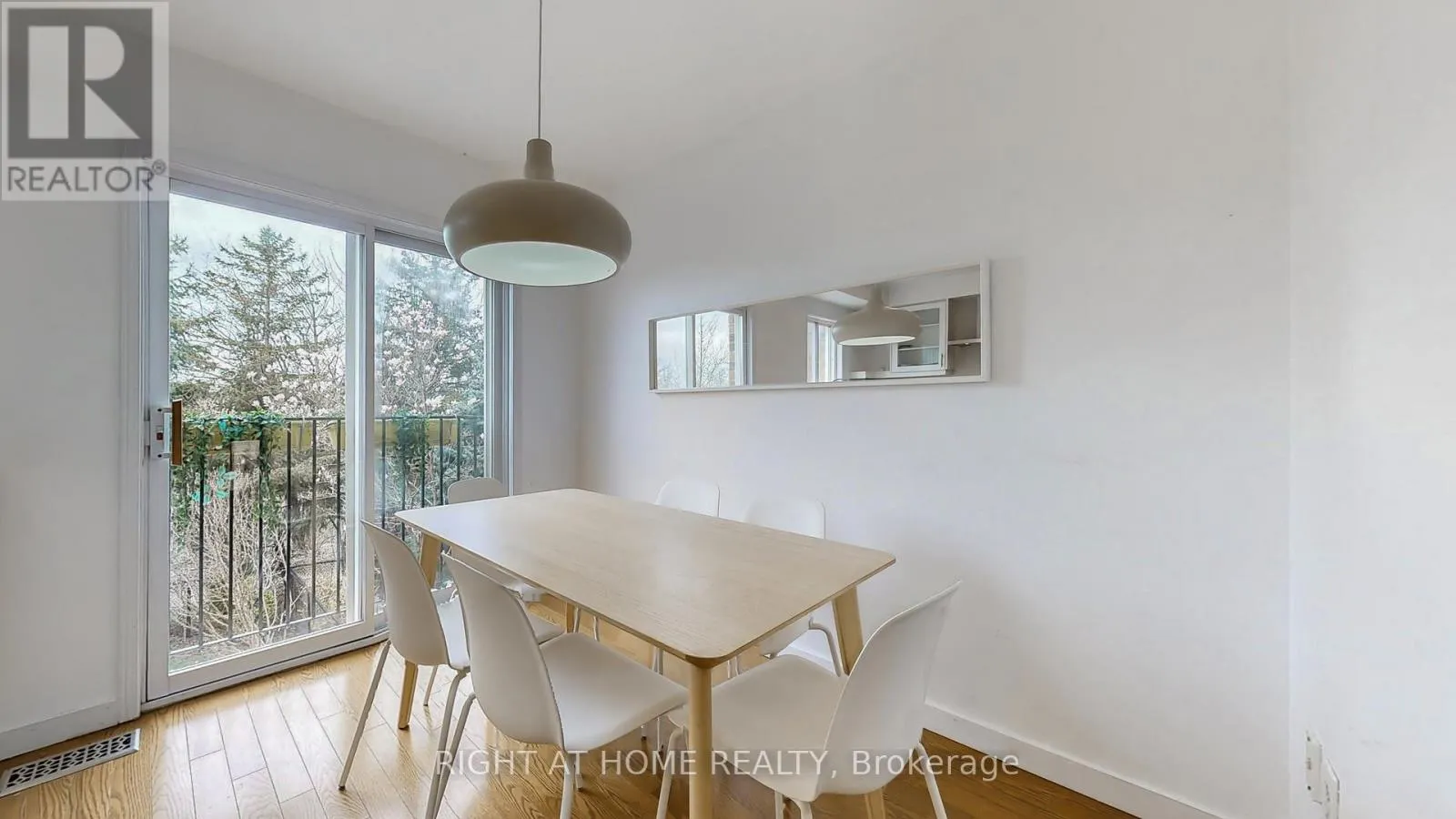 371 FAIRGATE WAY