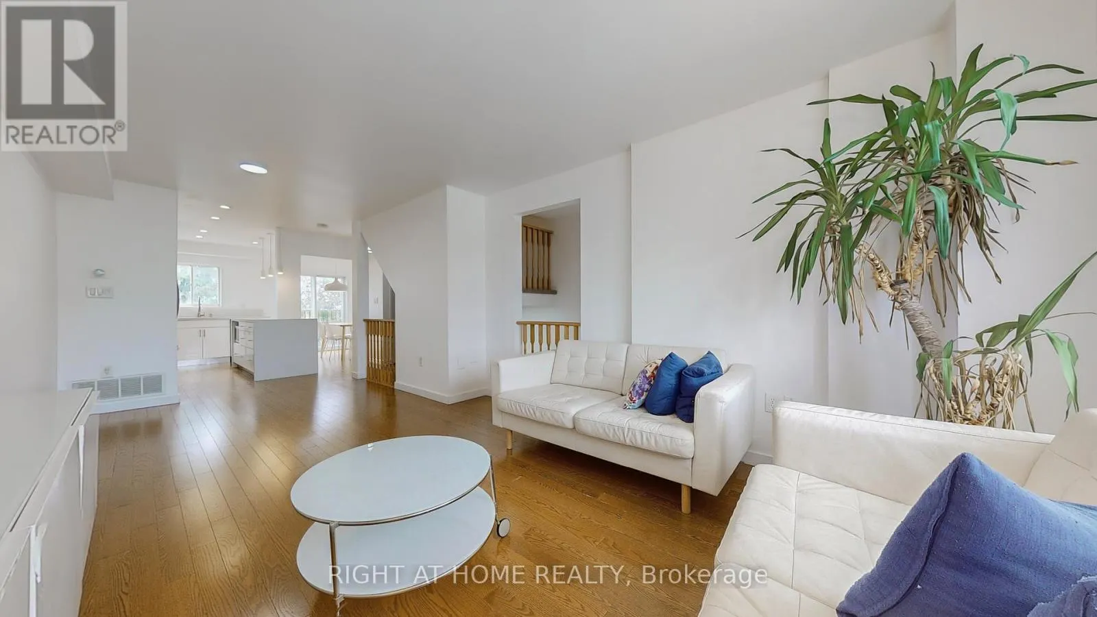 371 FAIRGATE WAY