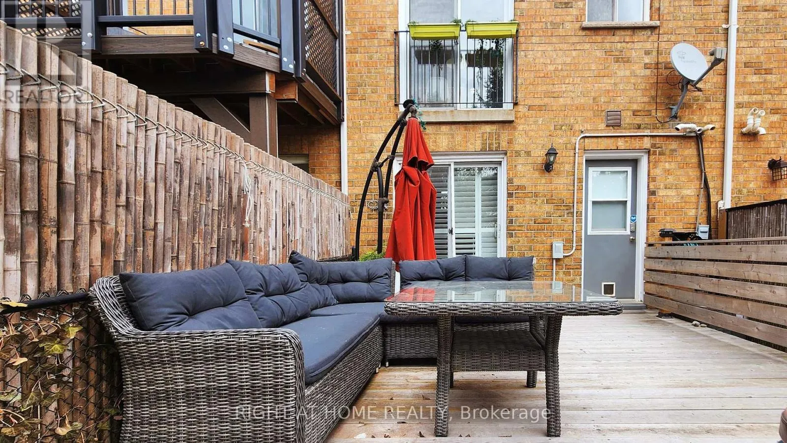 371 FAIRGATE WAY