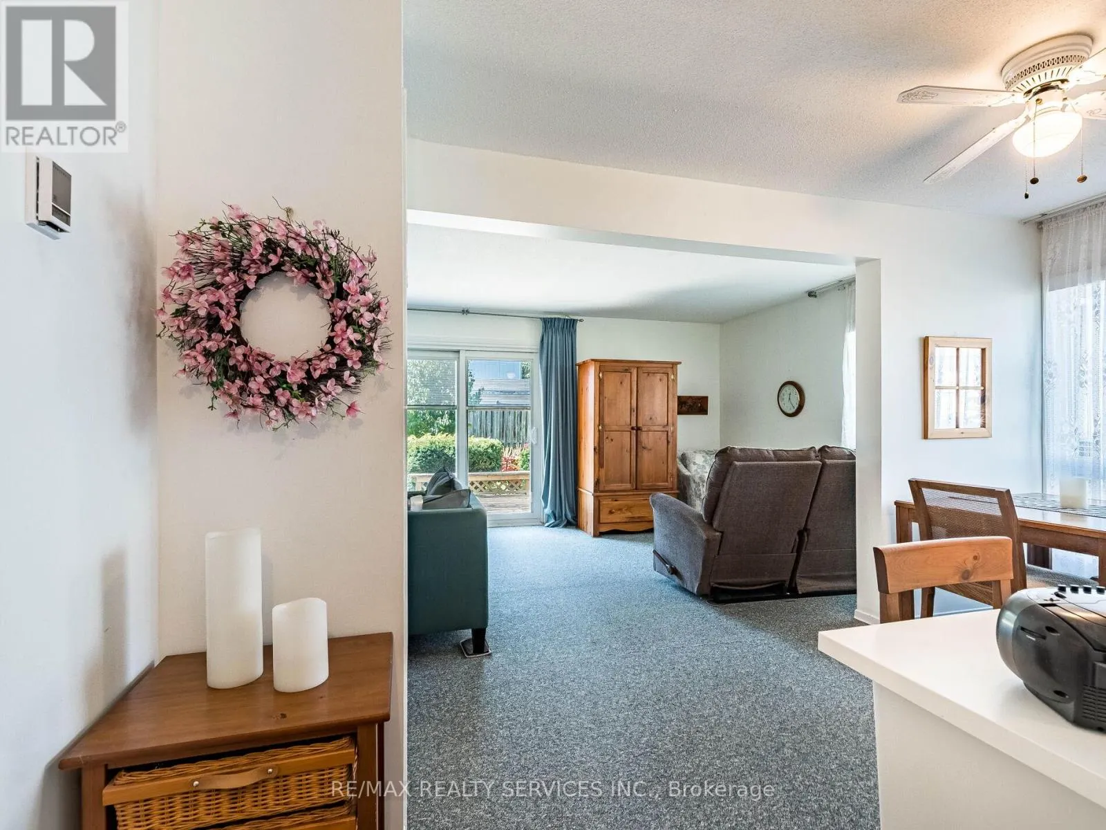 20 JASMINE SQUARE