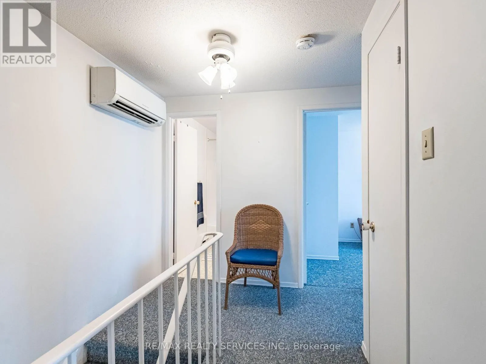 20 JASMINE SQUARE