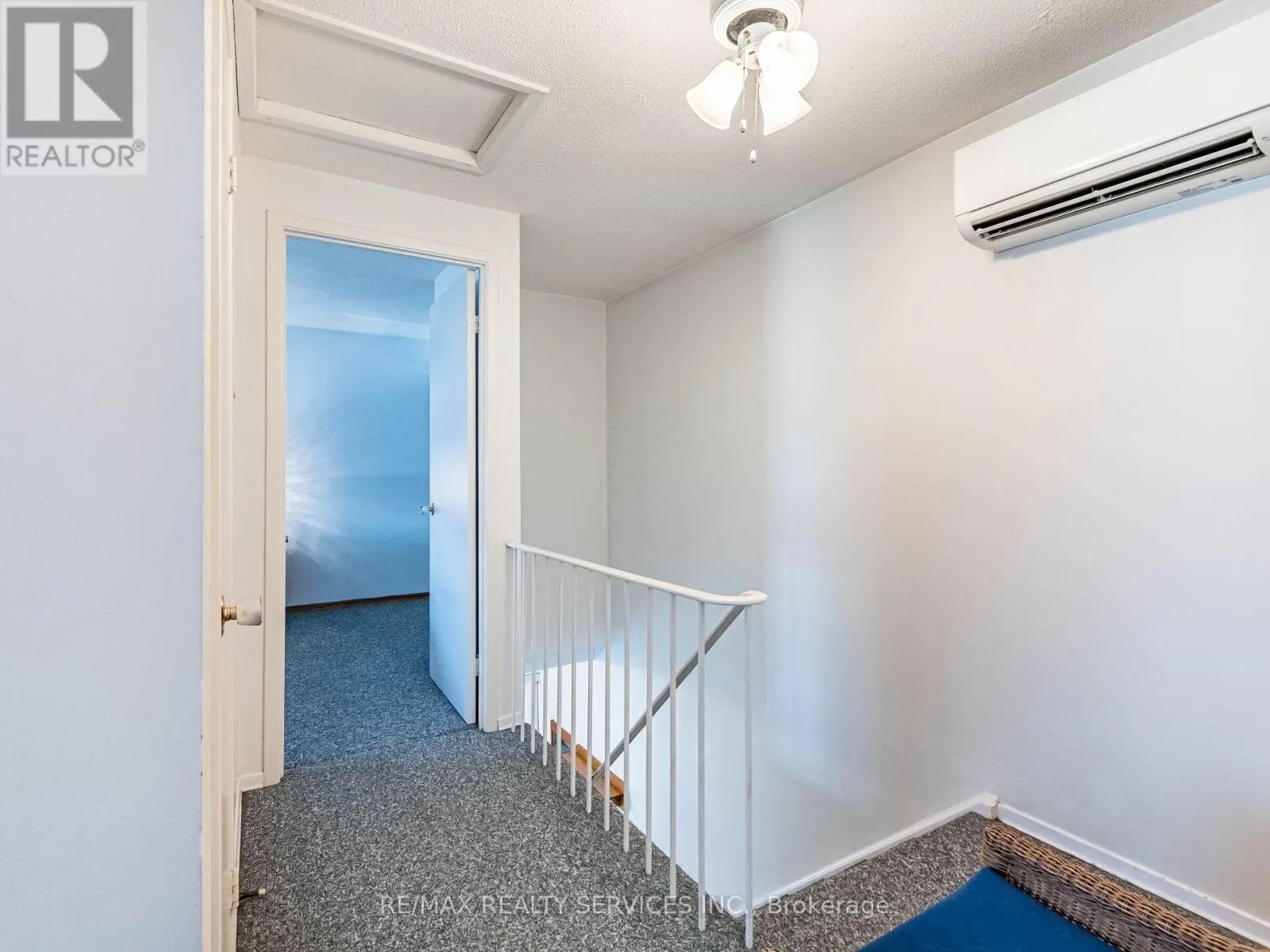 20 JASMINE SQUARE