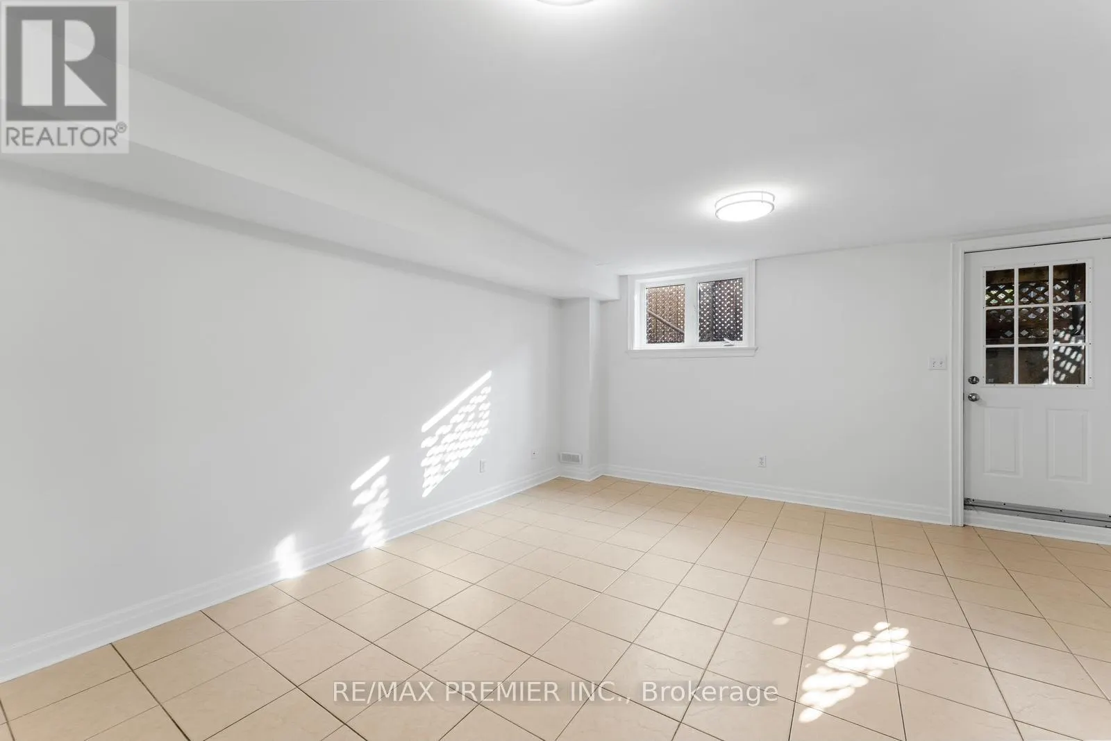 BASEMENT - 26 ALGARVE CRESCENT