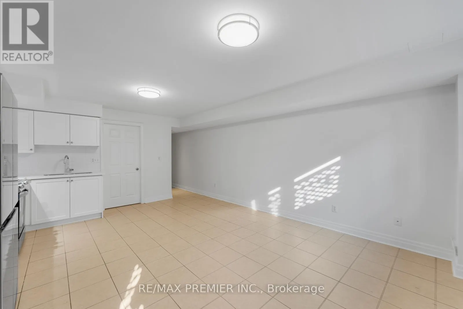 BASEMENT - 26 ALGARVE CRESCENT