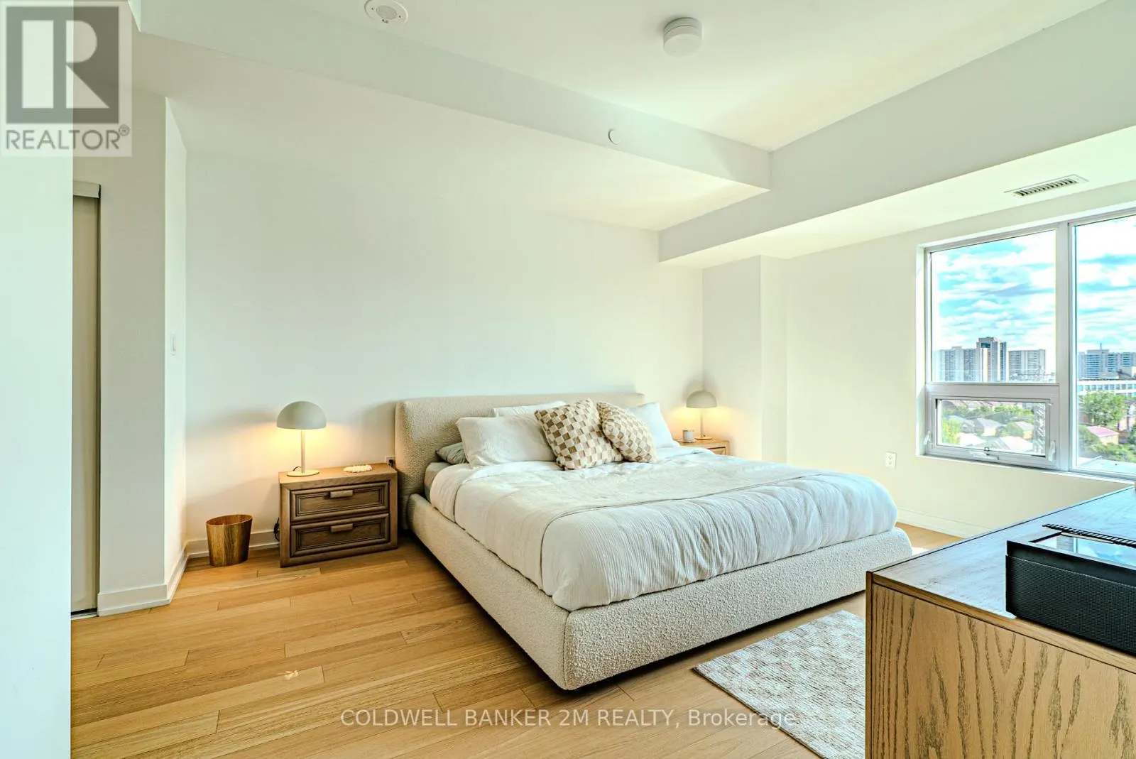 817 - 2433 DUFFERIN STREET, #817