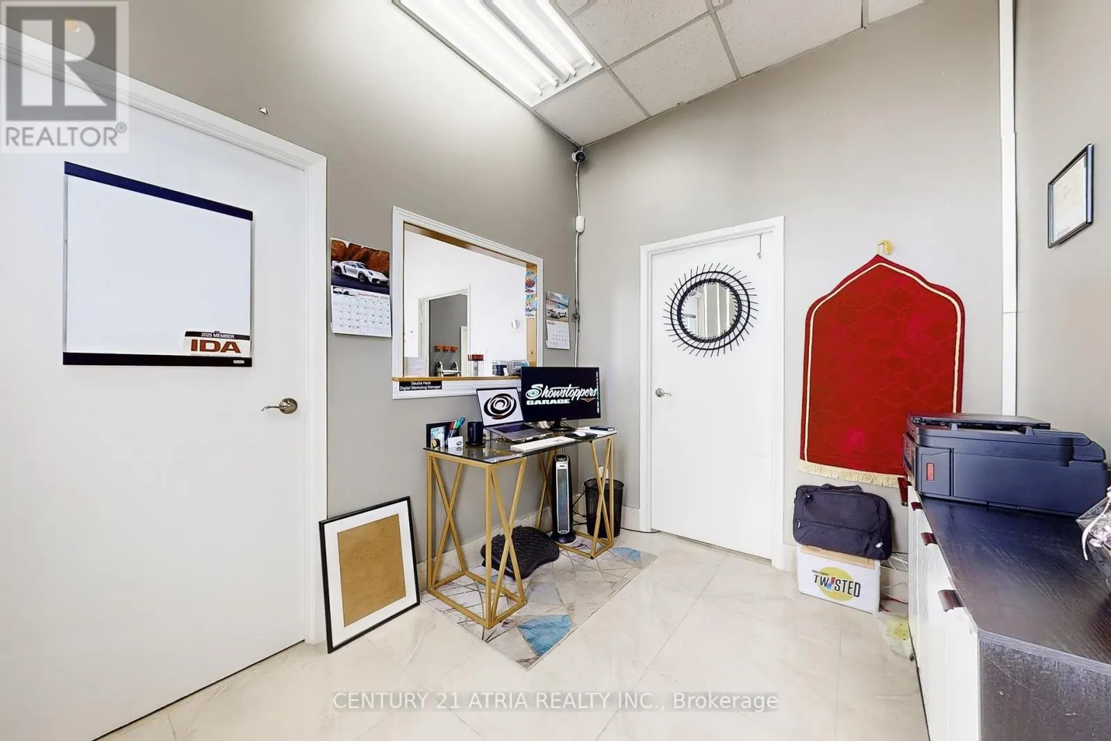 20 - 5775 ATLANTIC DRIVE