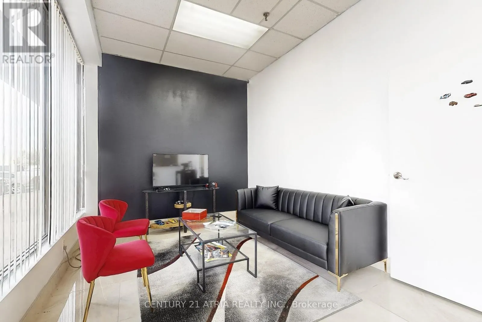 20 - 5775 ATLANTIC DRIVE