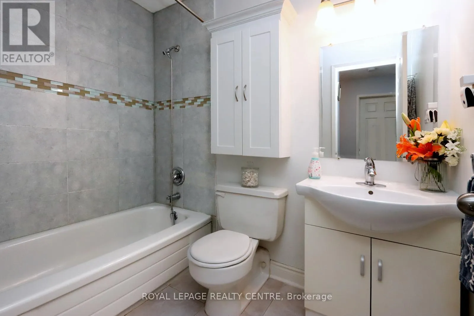 UNIT 11C - 2866 BATTLEFORD ROAD