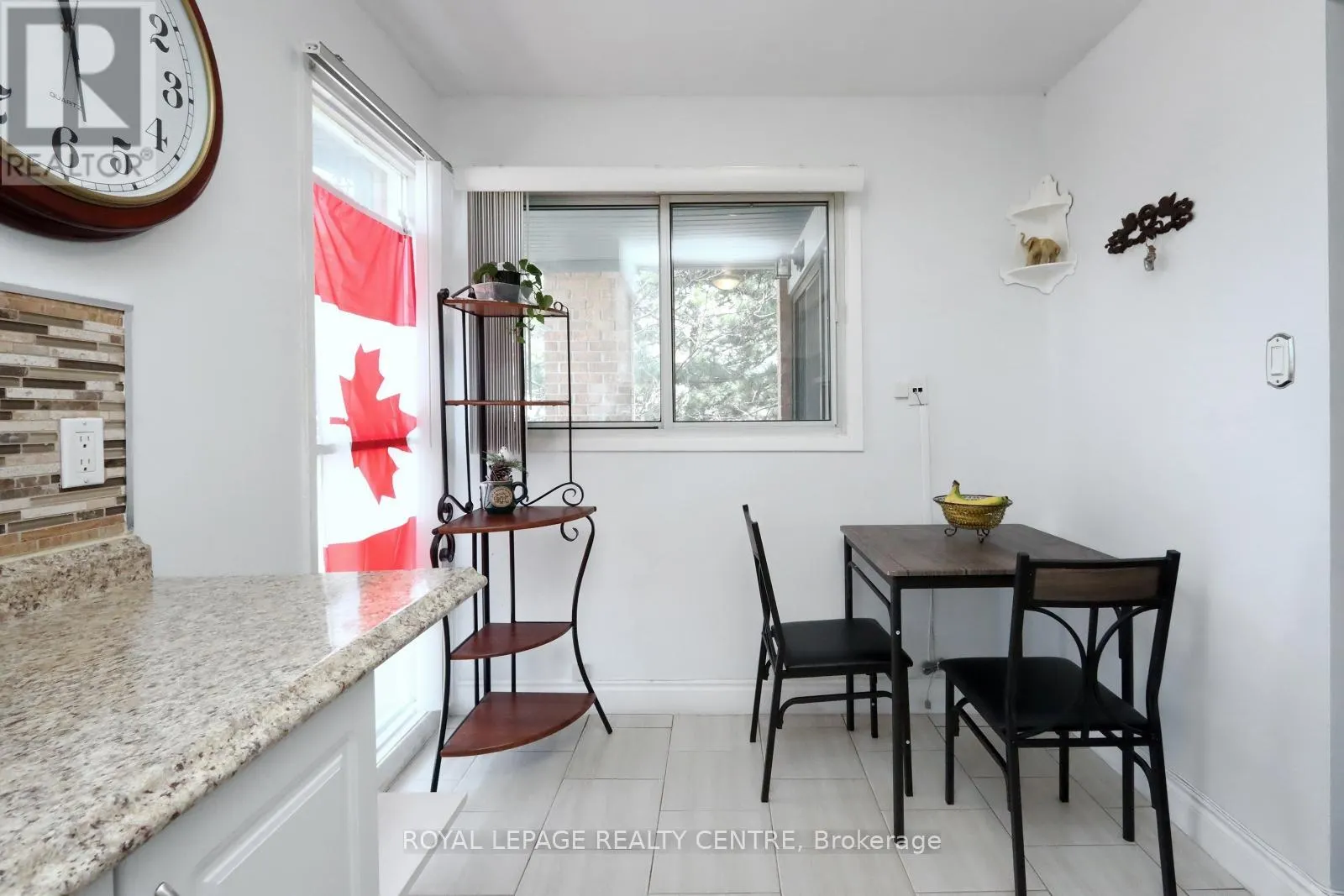 UNIT 11C - 2866 BATTLEFORD ROAD