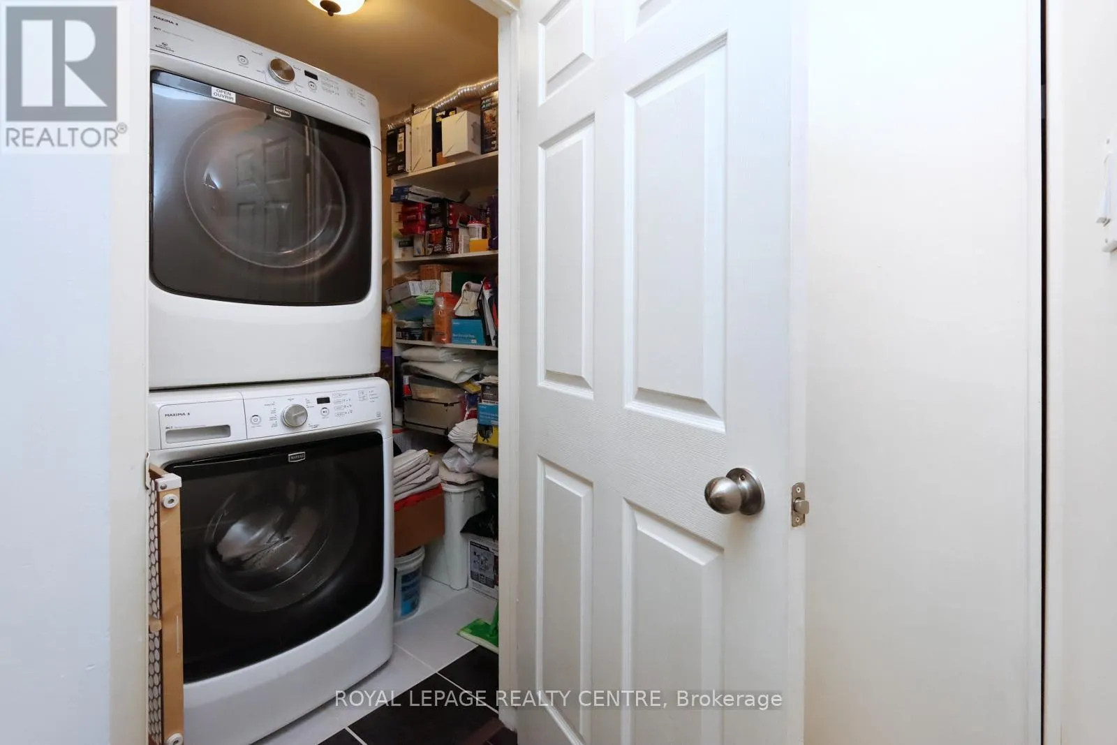 UNIT 11C - 2866 BATTLEFORD ROAD