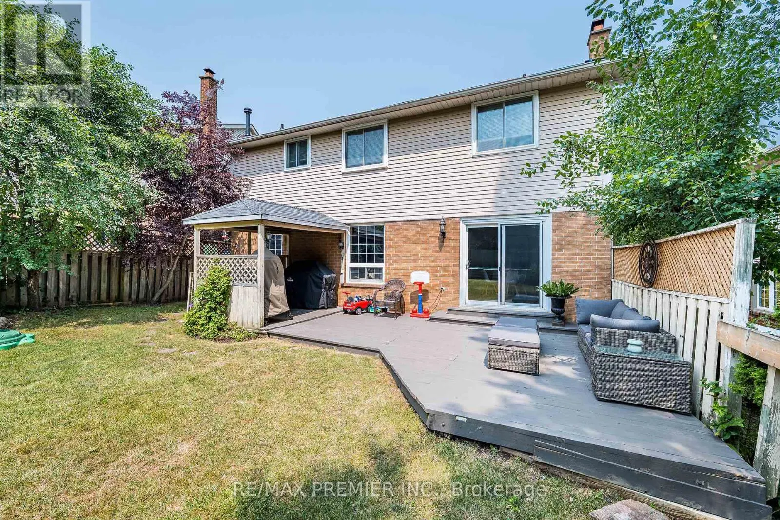 355 HERSEY CRESCENT