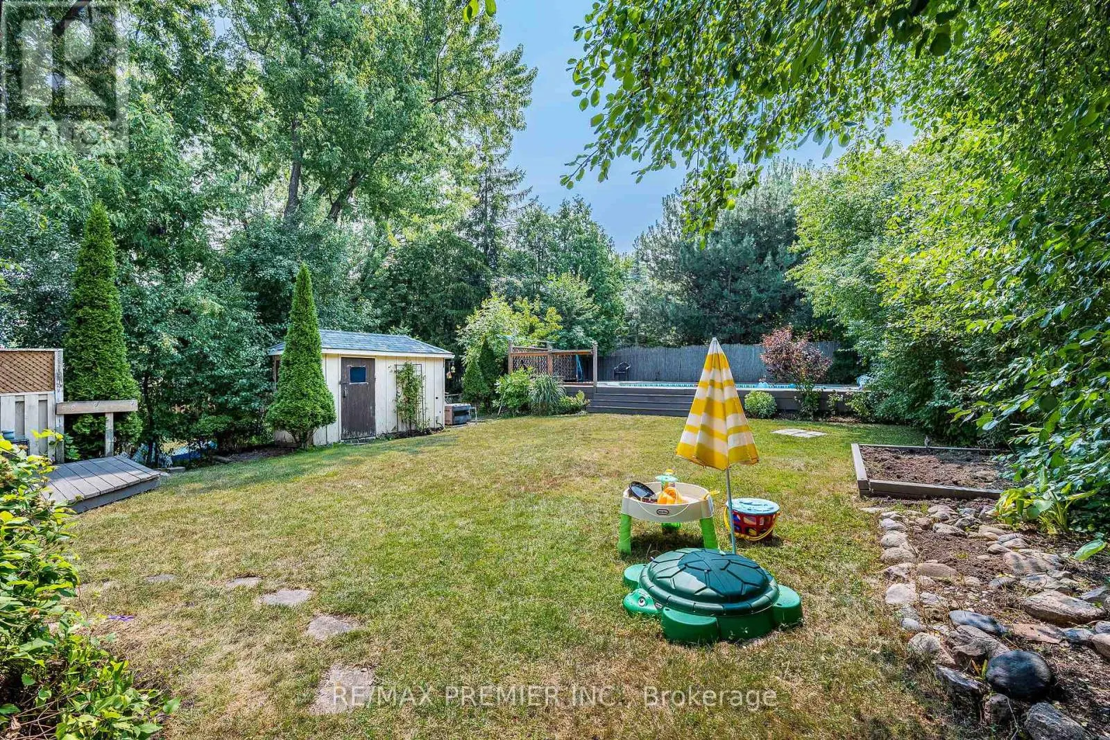 355 HERSEY CRESCENT