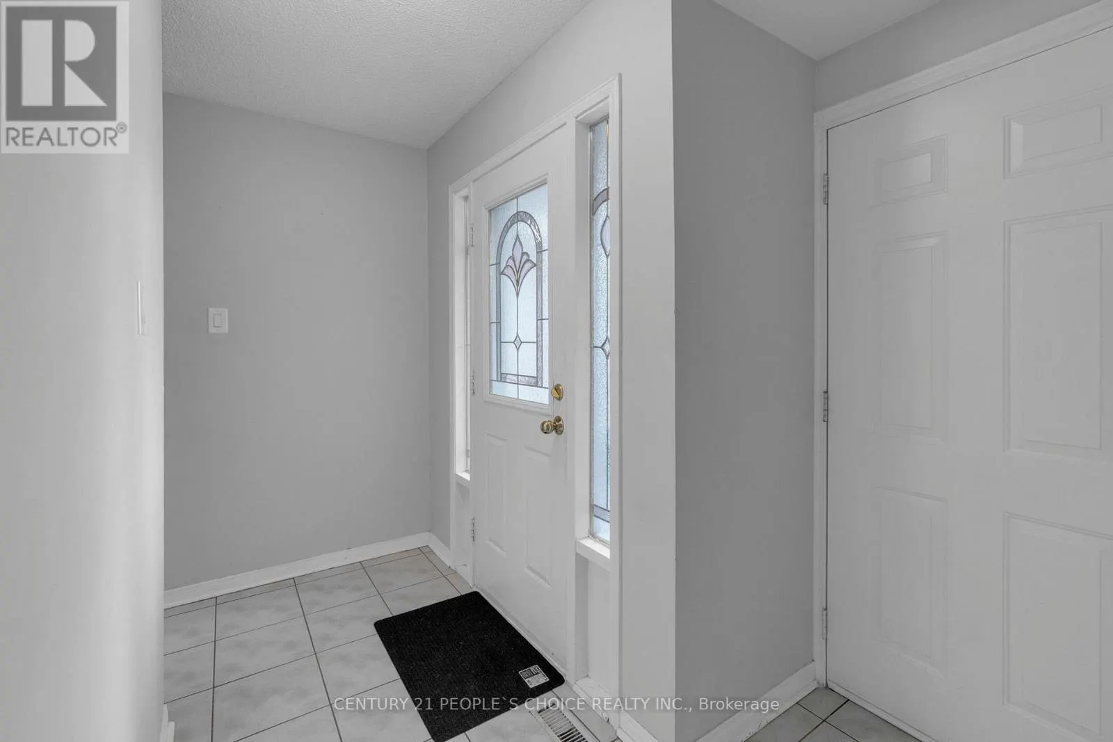 35 FERRI CRESCENT