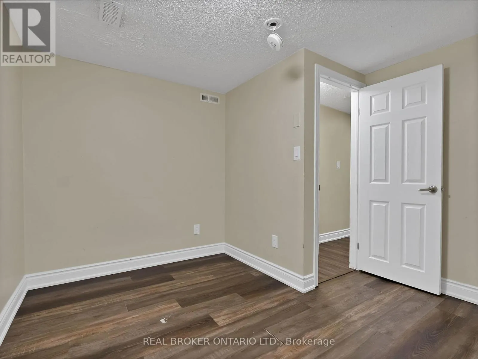 BSMT - 251 VODDEN STREET E