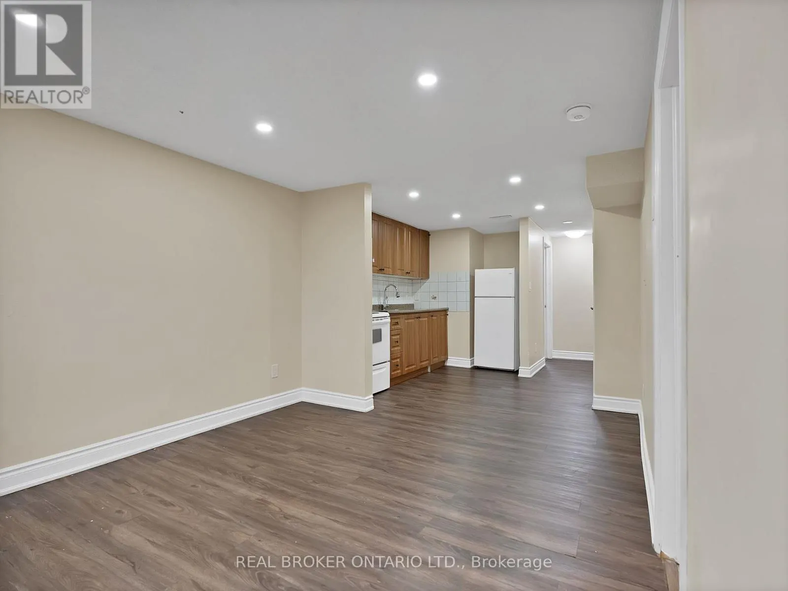 BSMT - 251 VODDEN STREET E