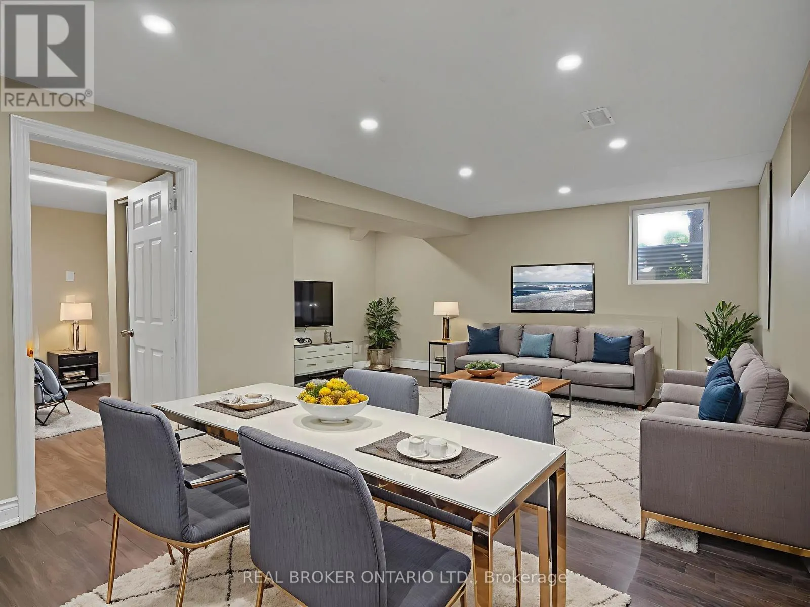 BSMT - 251 VODDEN STREET E