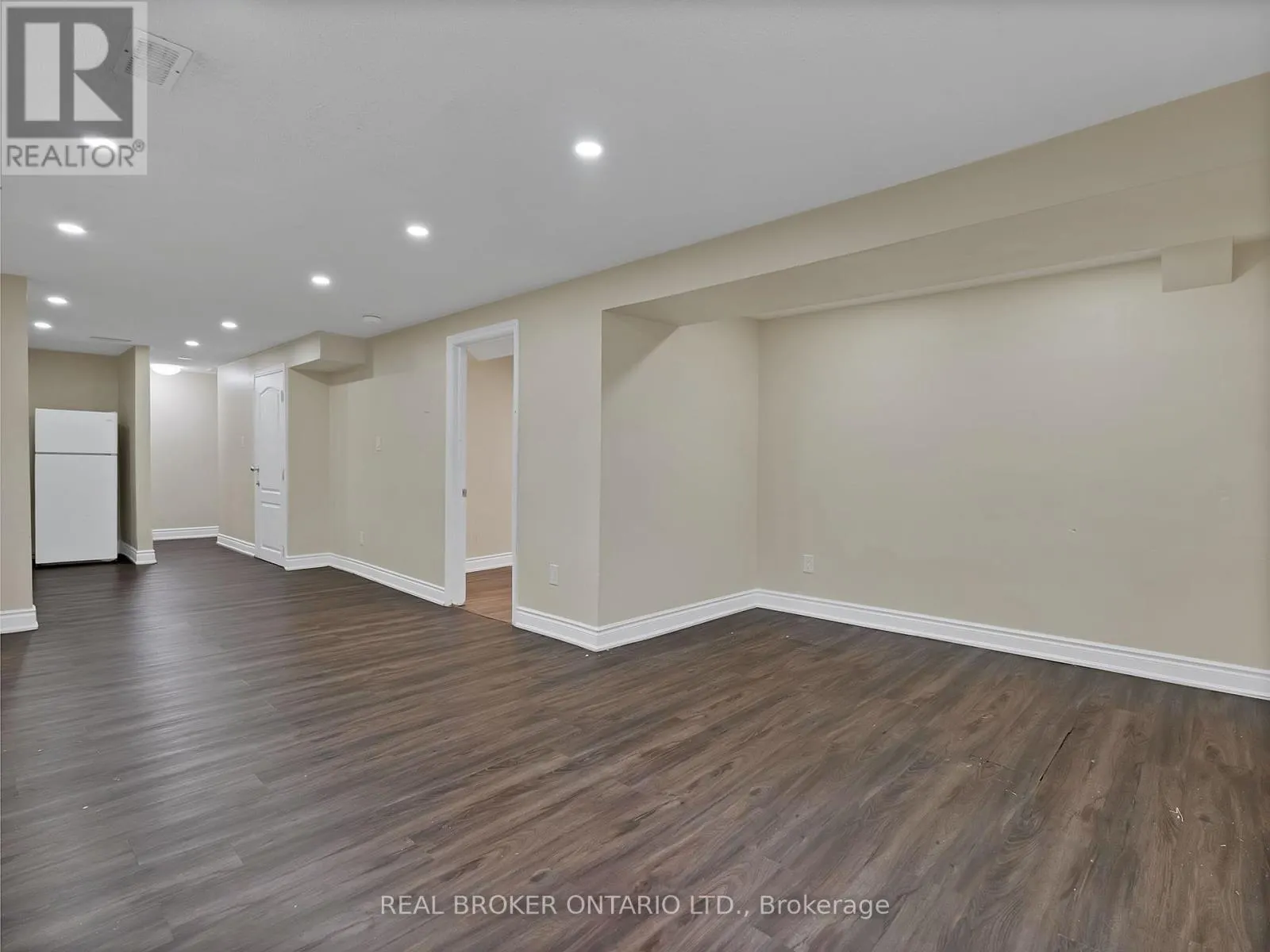 BSMT - 251 VODDEN STREET E