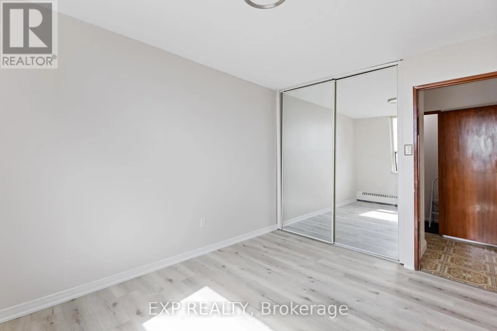 2006 - 3390 WESTON ROAD