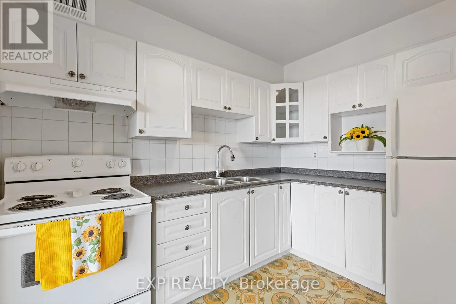 2006 - 3390 WESTON ROAD