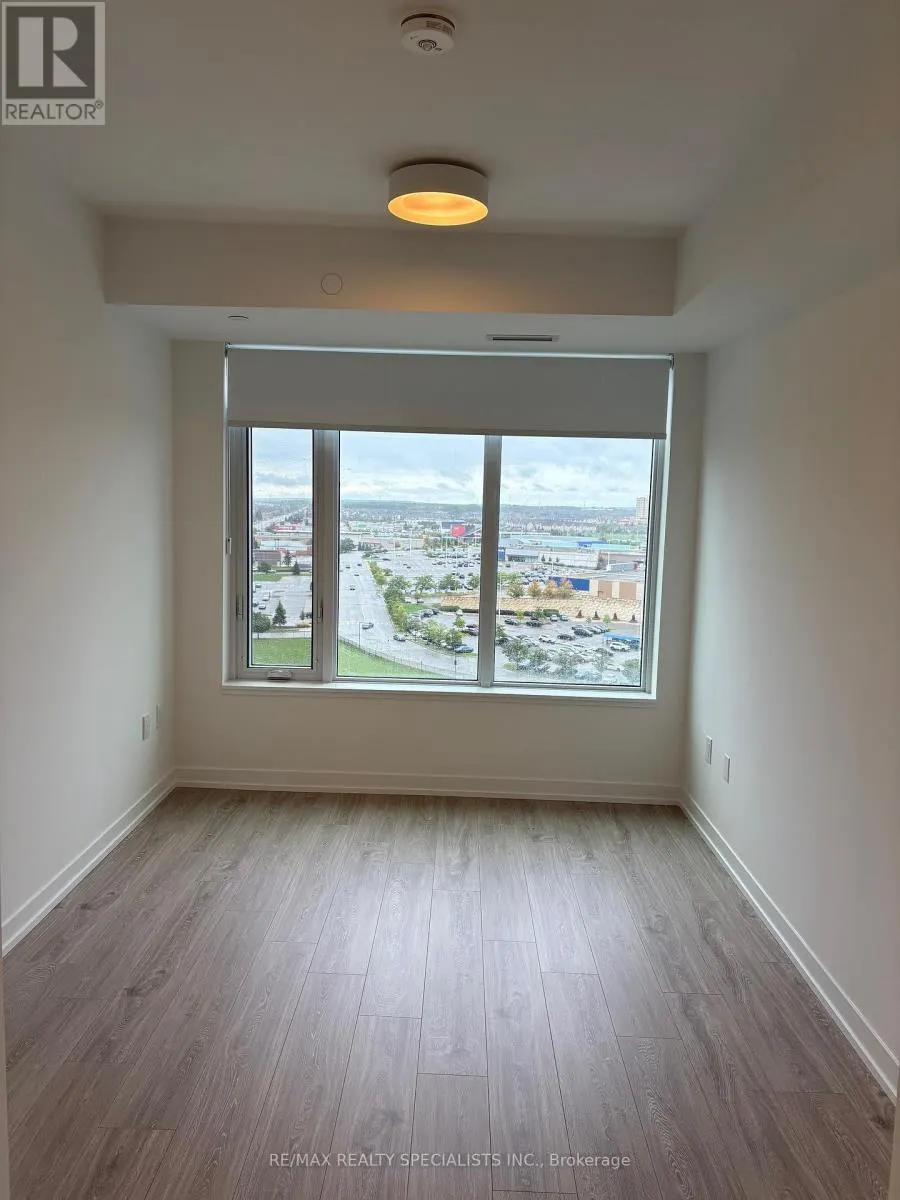 1322 - 2485 EGLINTON AVENUE W