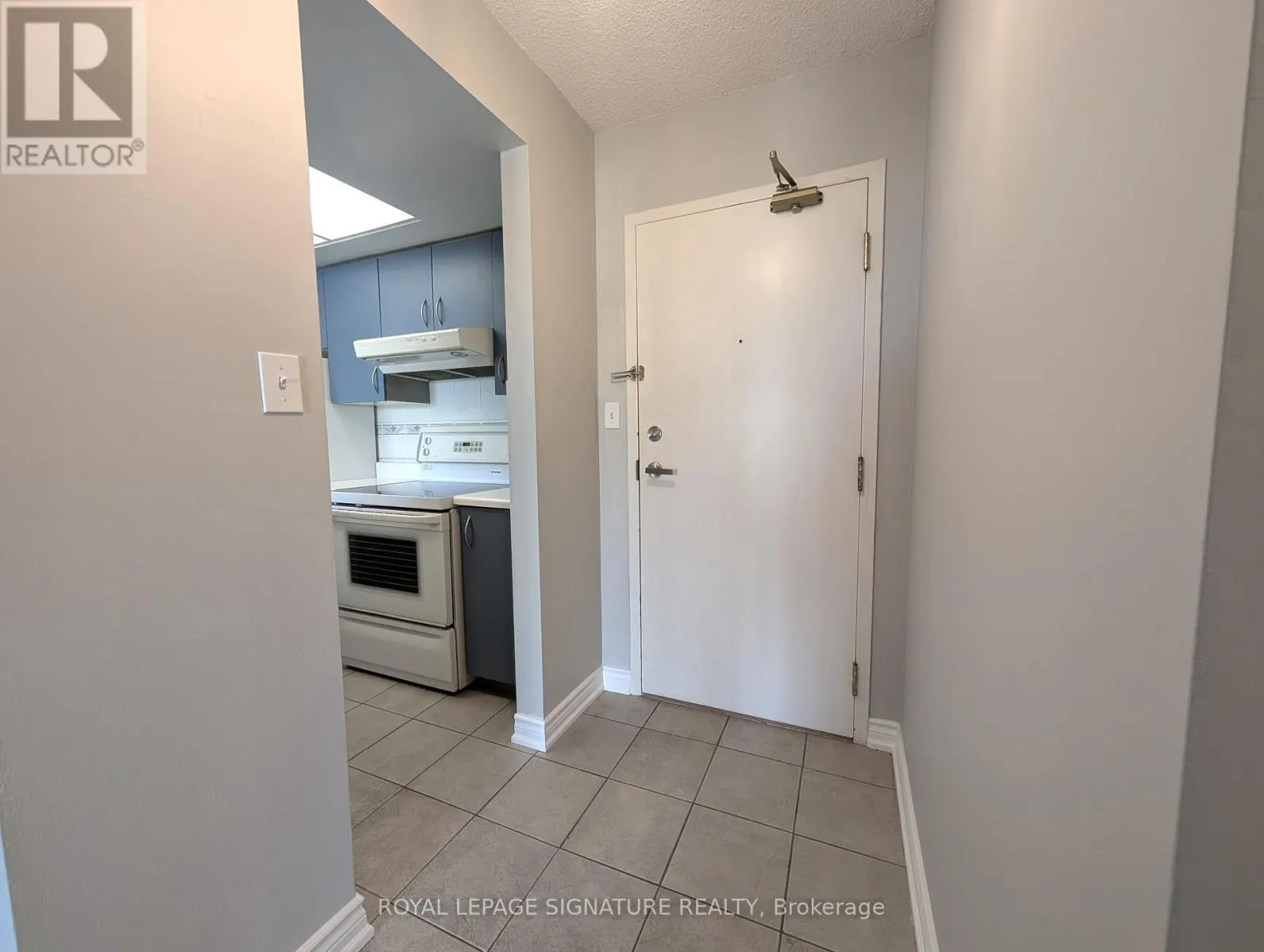 316 - 1001 CEDARGLEN GATE