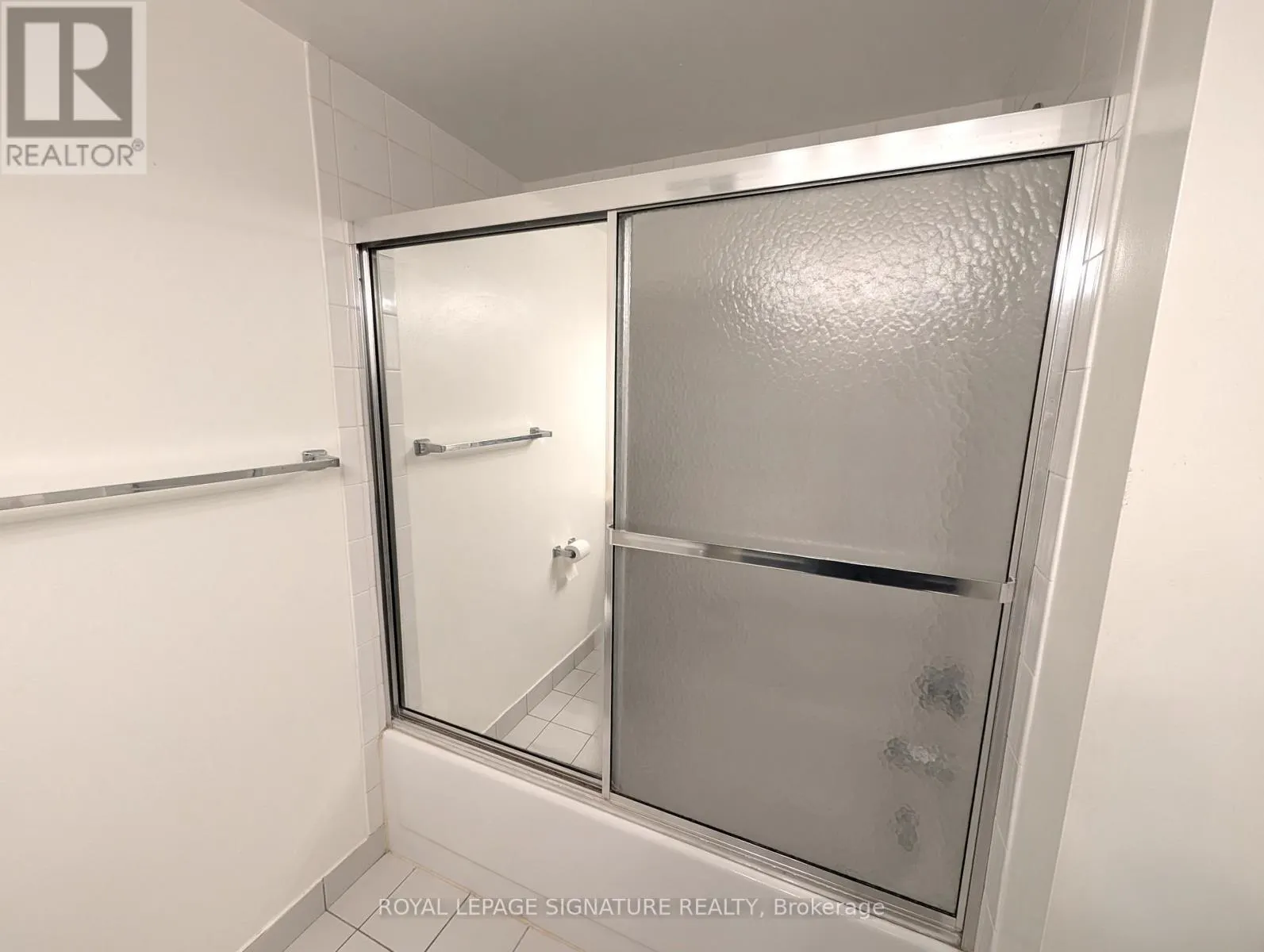 316 - 1001 CEDARGLEN GATE