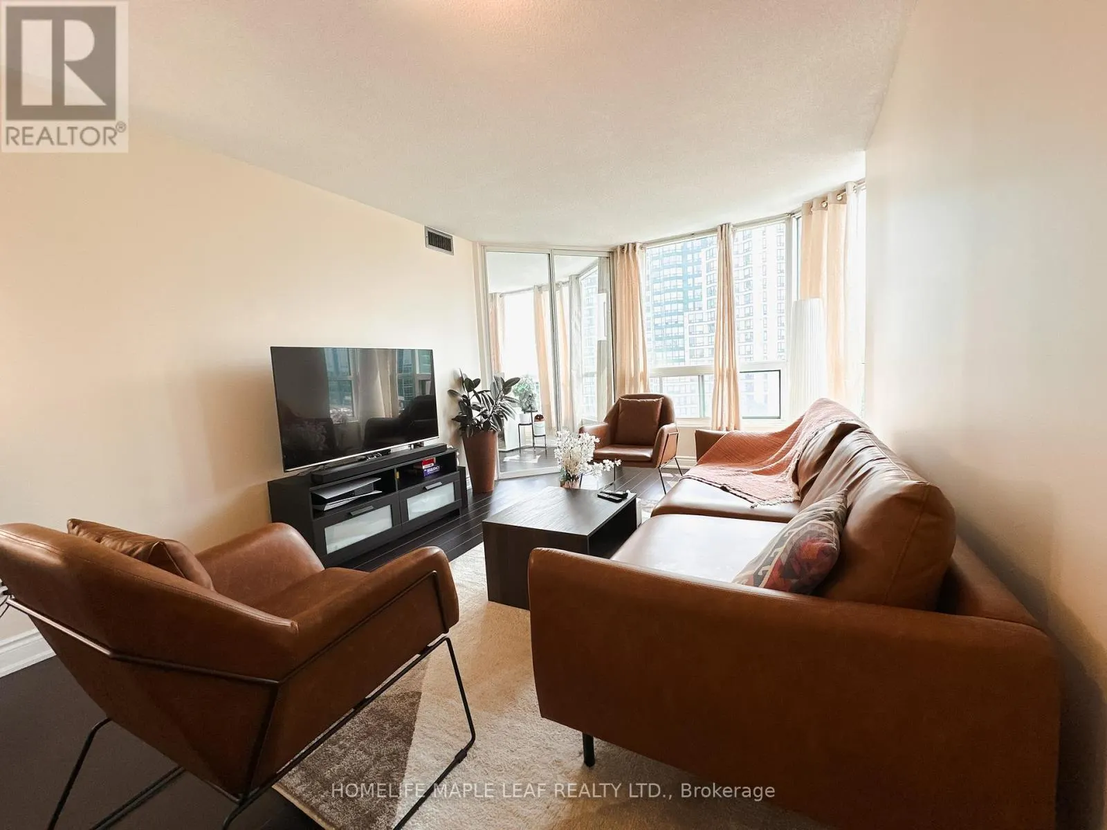 706 - 4450 TUCANA COURT