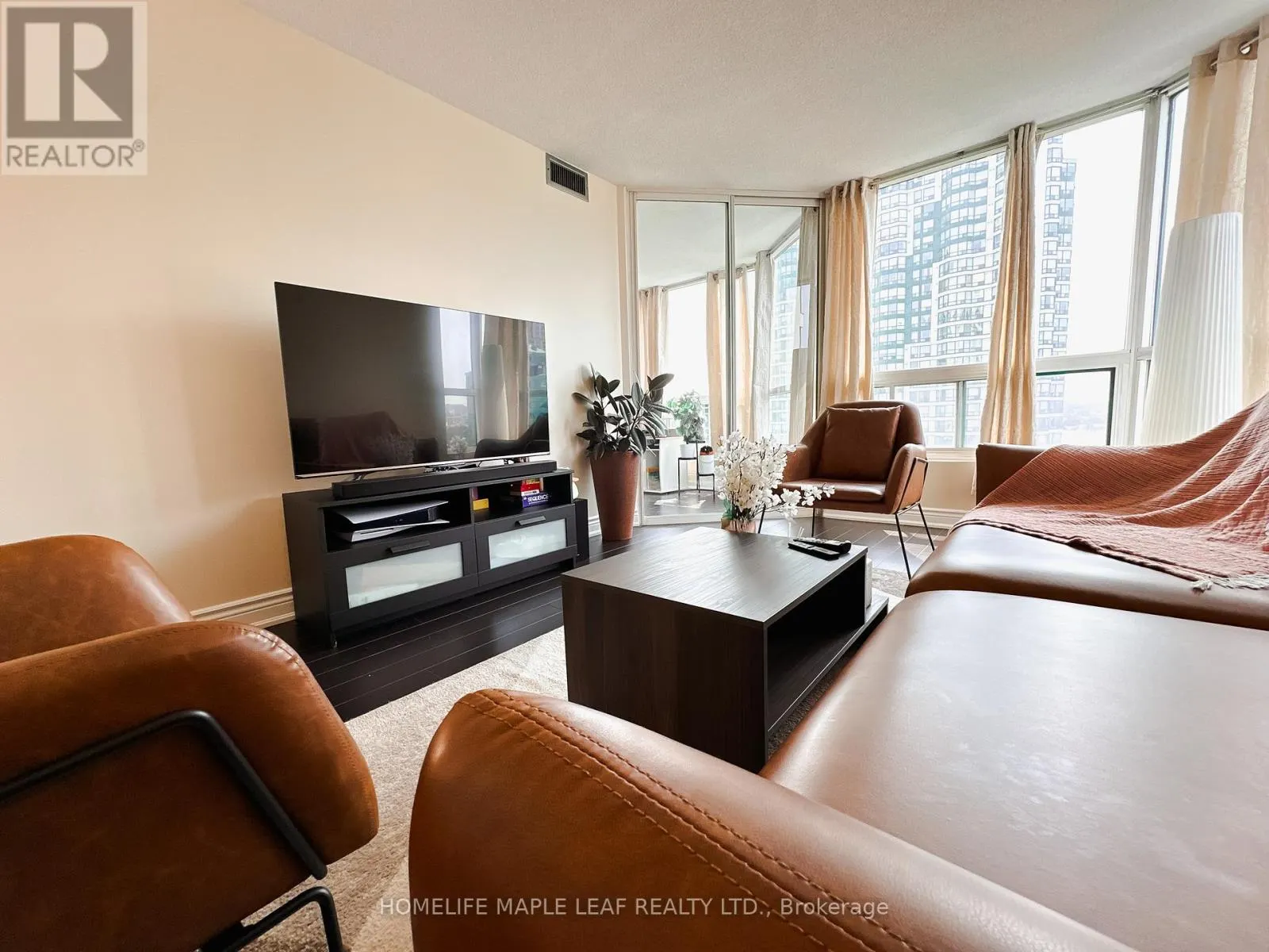 706 - 4450 TUCANA COURT