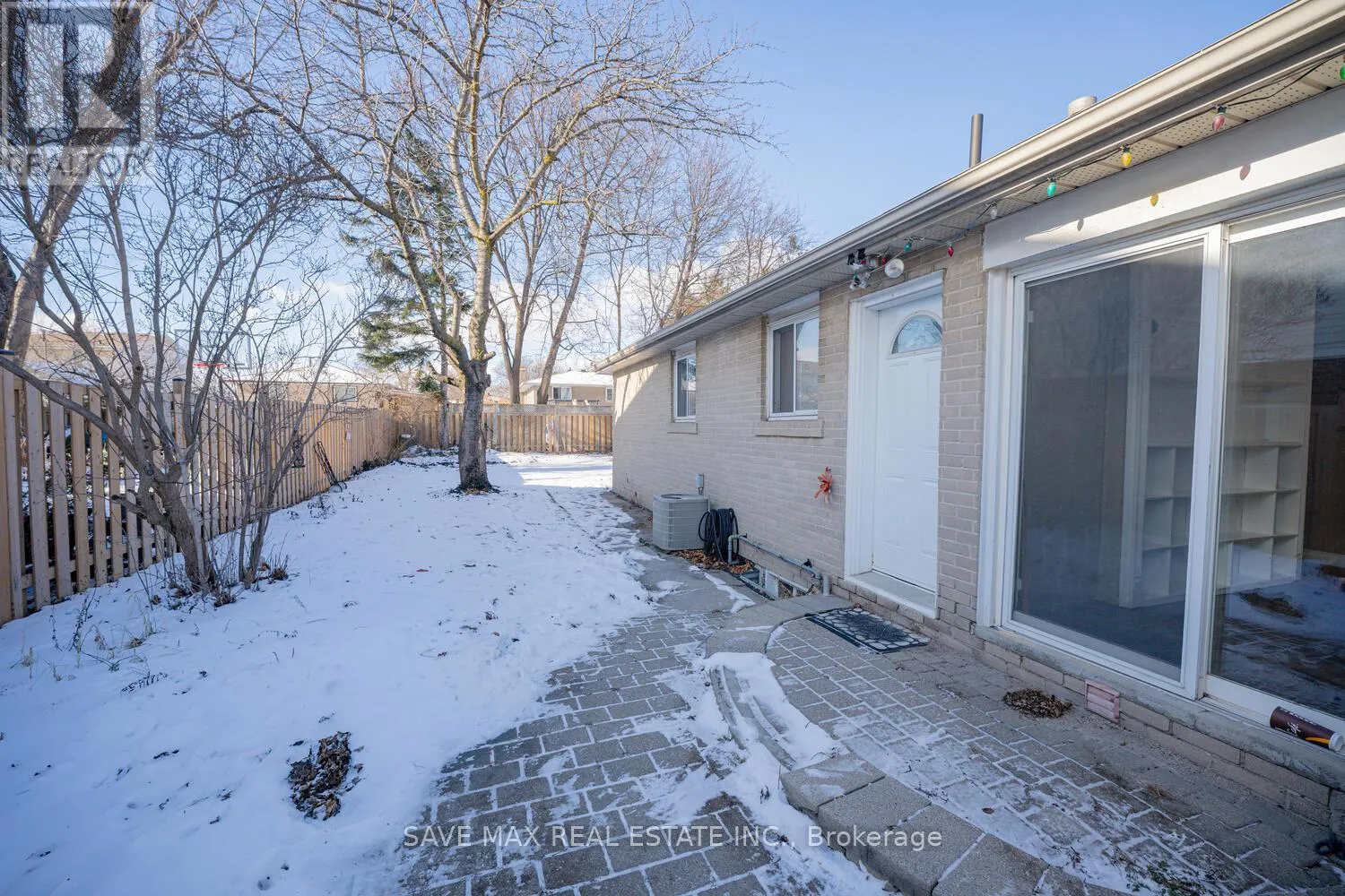 102 SUTHERLAND AVENUE